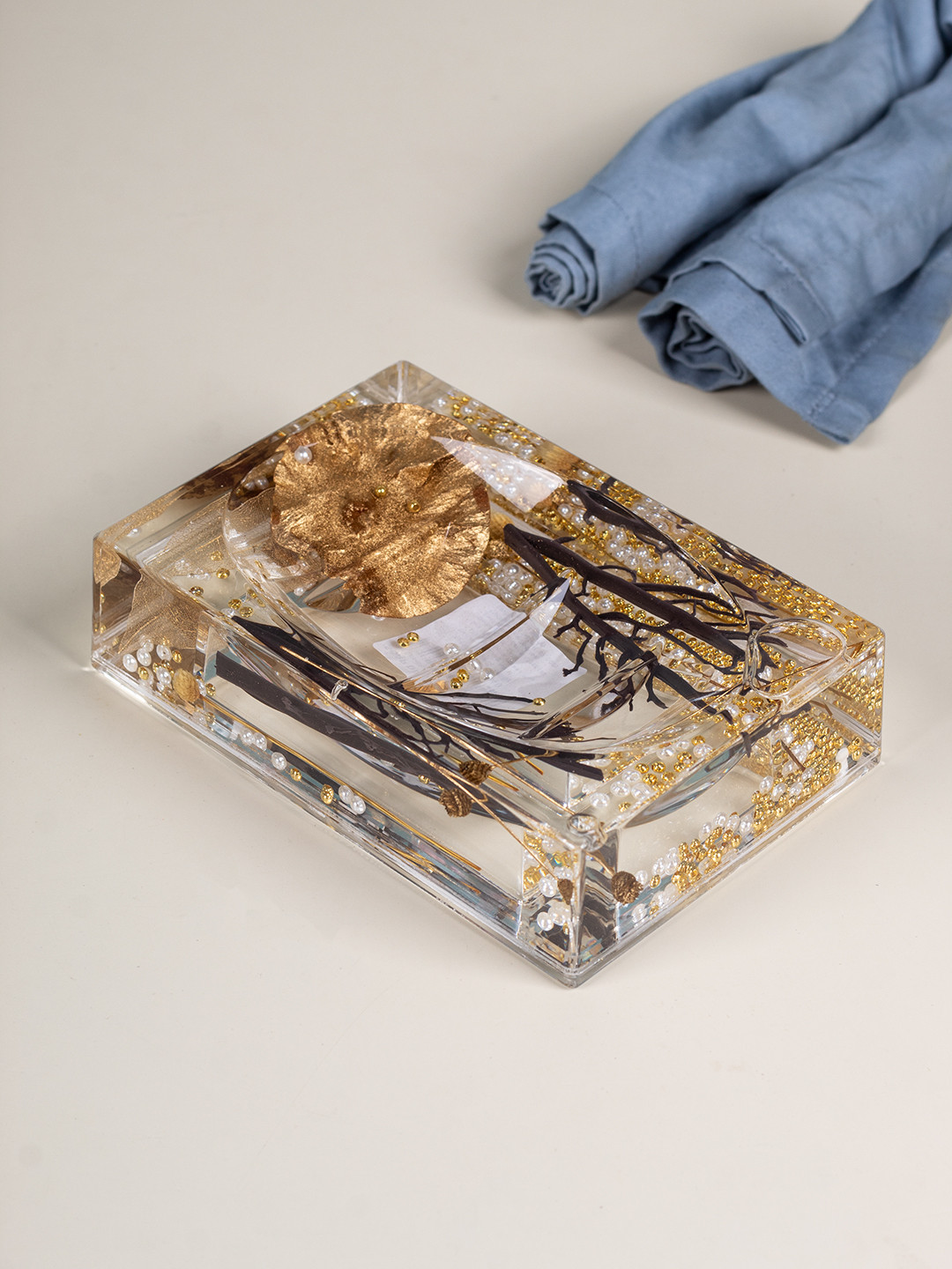 

MARKET99 Gold-Toned Floral Printed Soap Dish