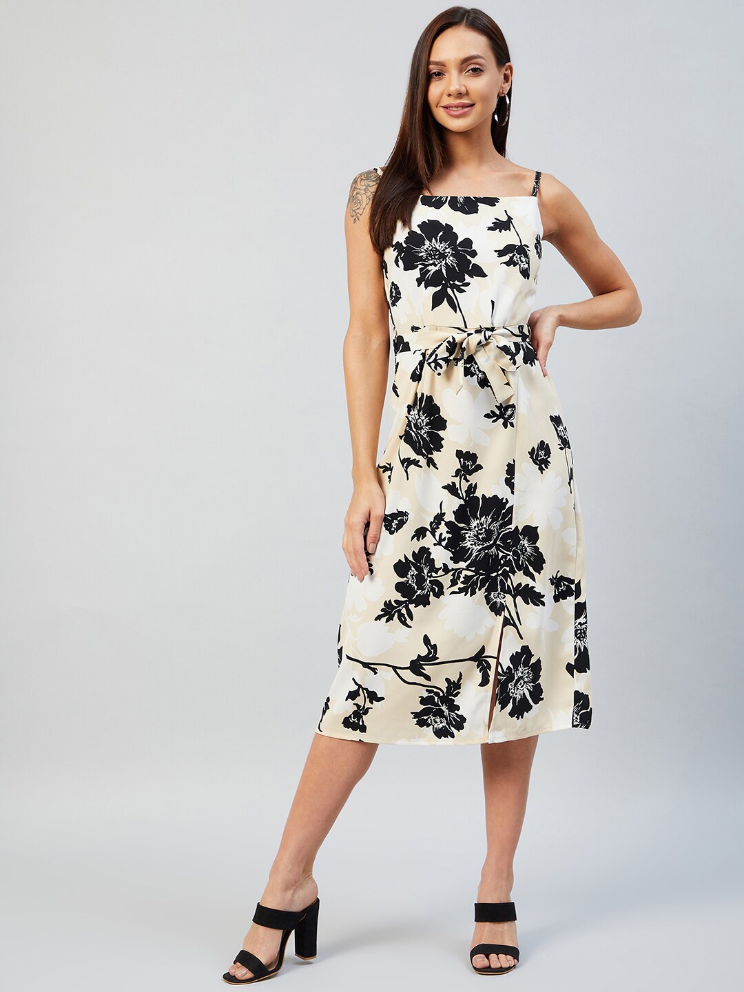 

Carlton London Women Off White & Black Floral Crepe A-Line Dress