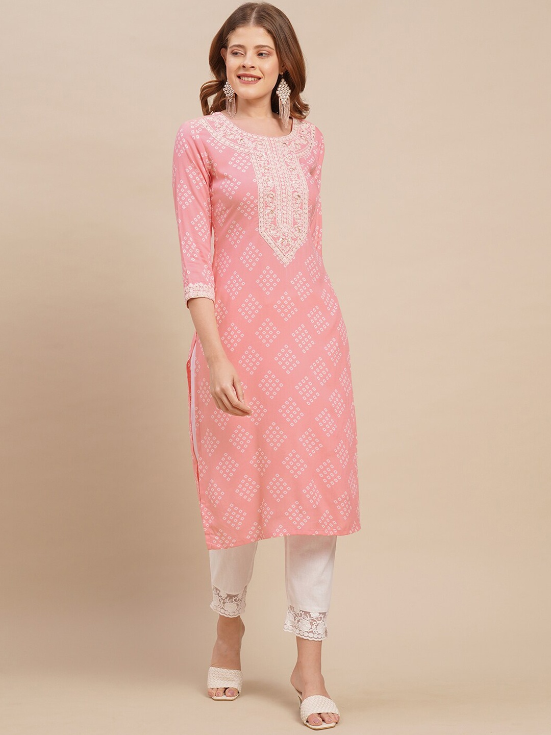 

FASHOR Women Pink Bandhani Printed & Embroidered Straight Kurta