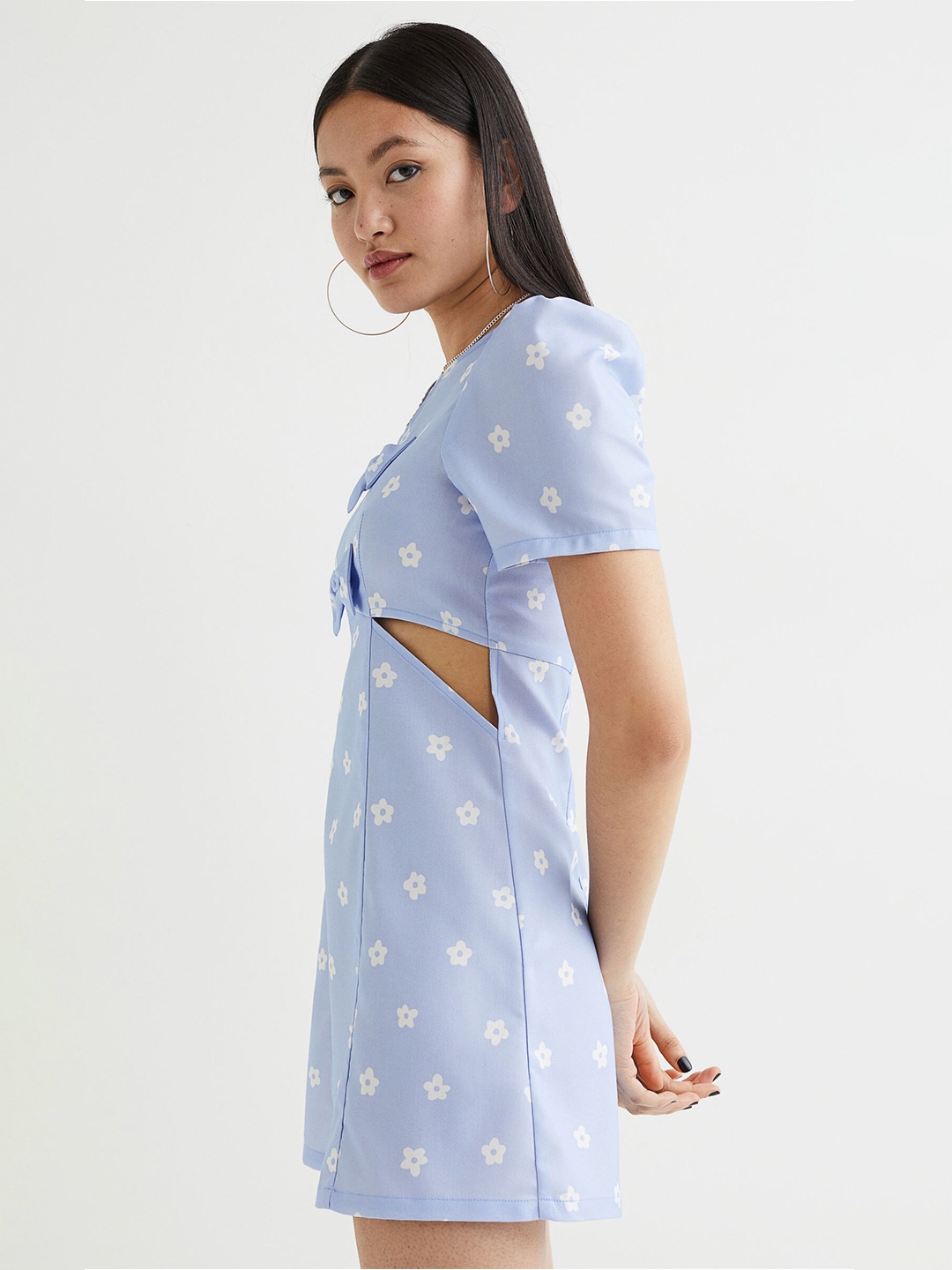 

H&M Blue Cut-Out Bow-Detail Dress