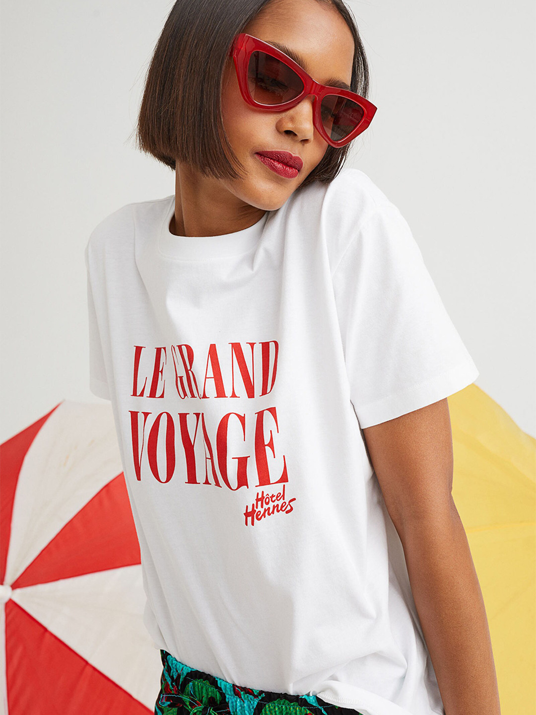 

H&M Women White & Red Round Neck Cotton Printed T-shirt