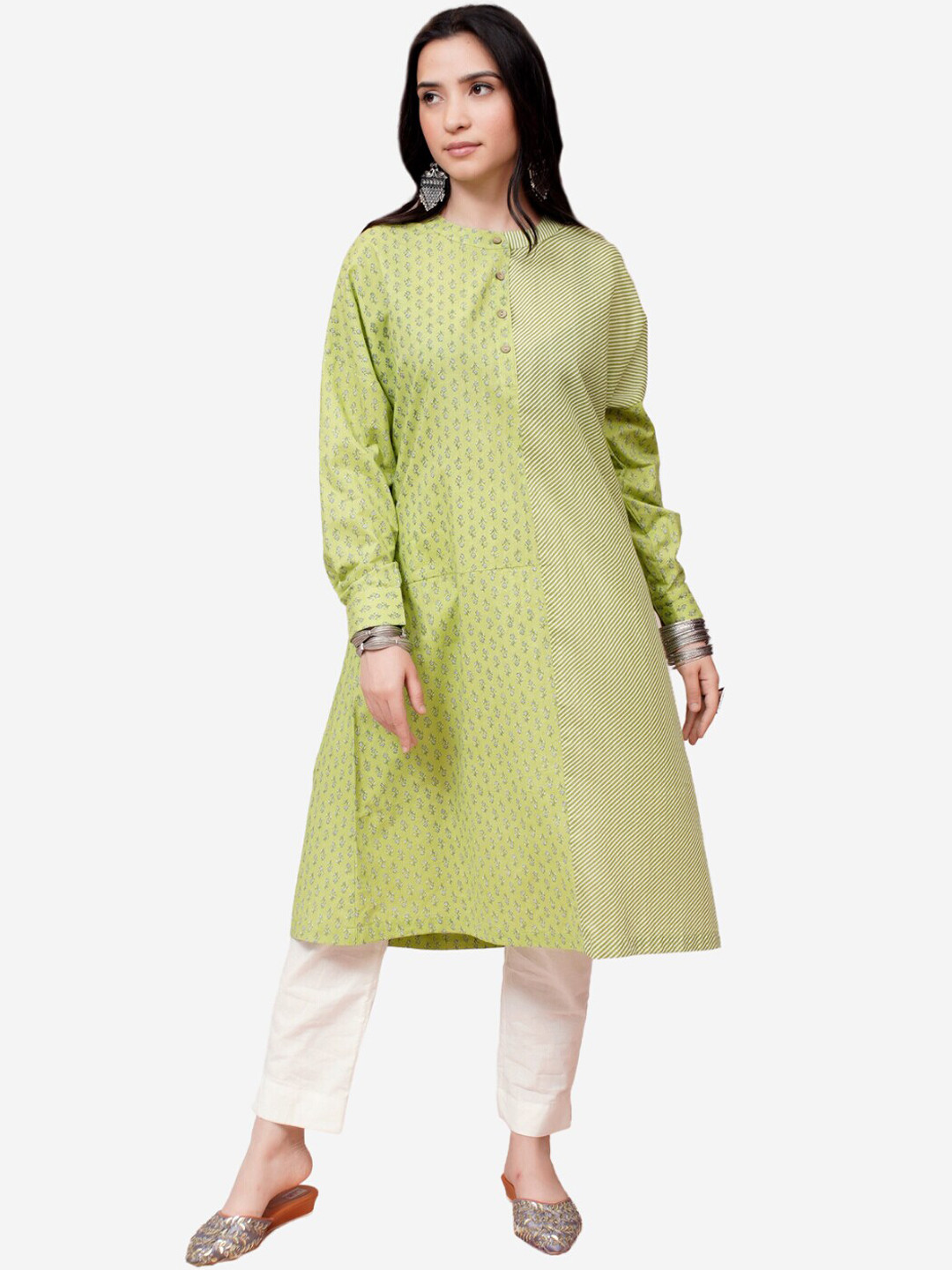 

Alaya By Stage3 Women Green Floral Printed Kurta