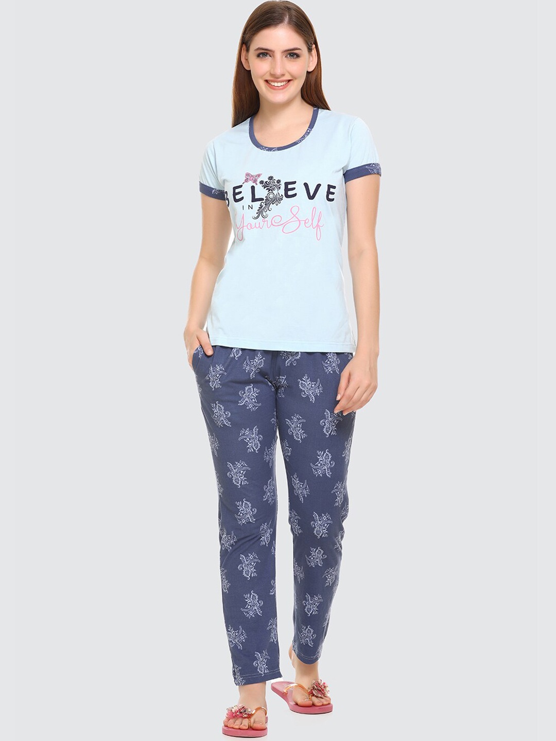 

CUSHYBEE Women Blue & White Printed Night suit
