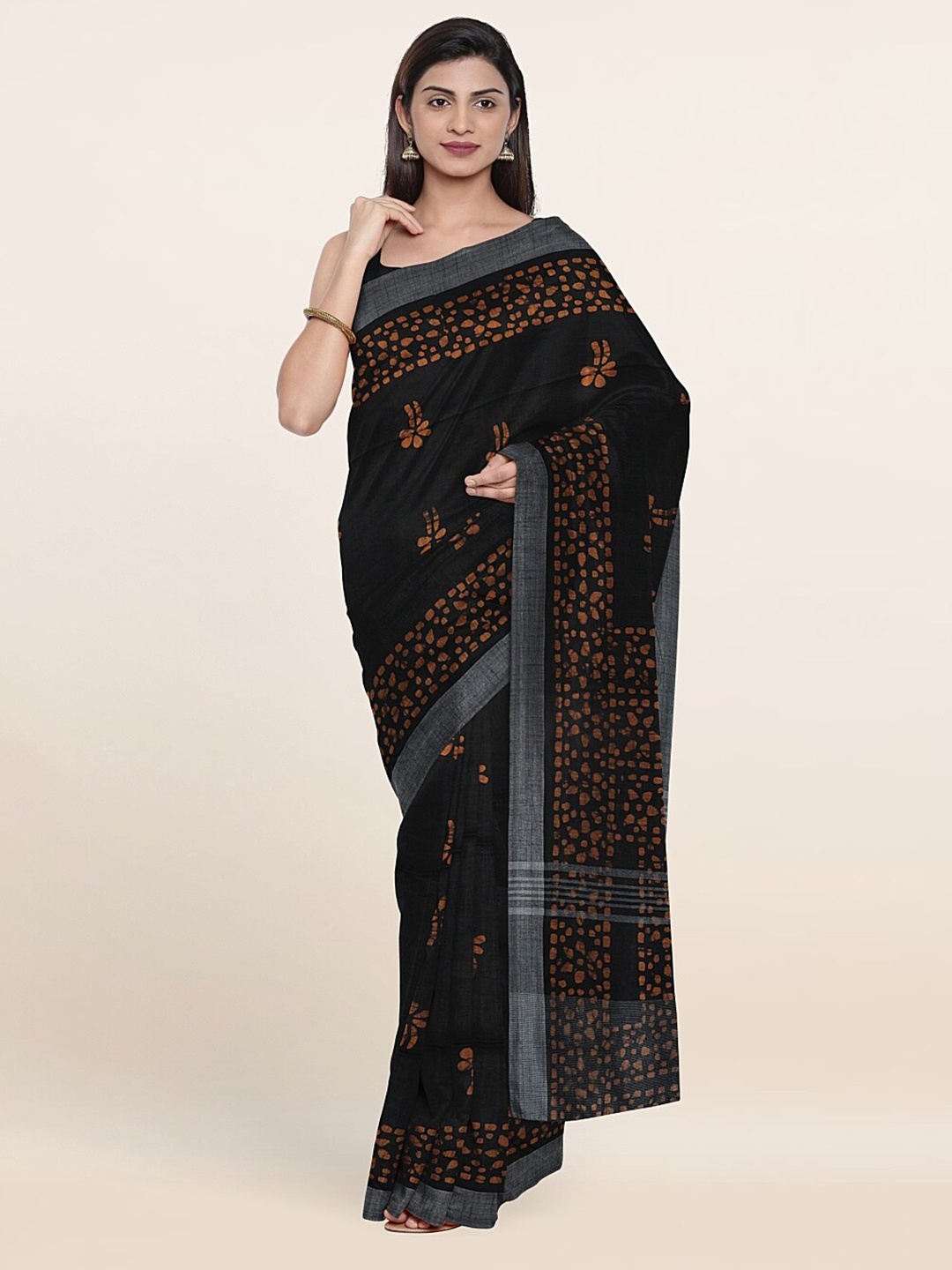

Pothys Black & Brown Batik Print Jute Cotton Saree