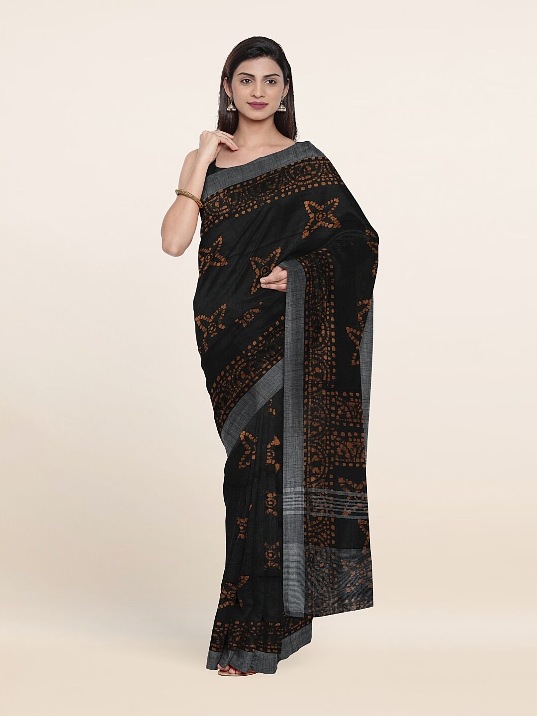 

Pothys Black Batik Print Jute Cotton Saree