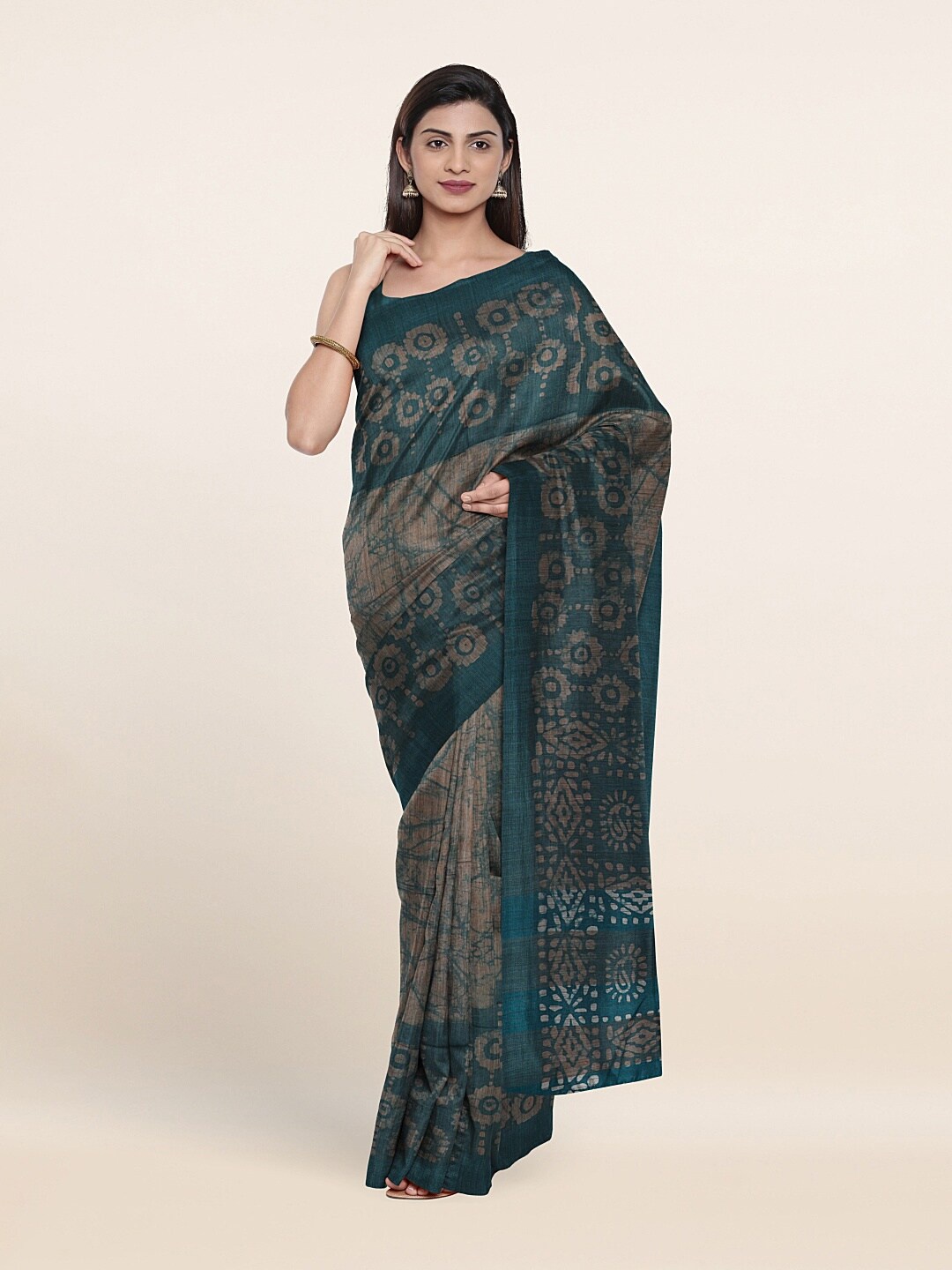 

Pothys Green & Grey Floral Jute Cotton Saree
