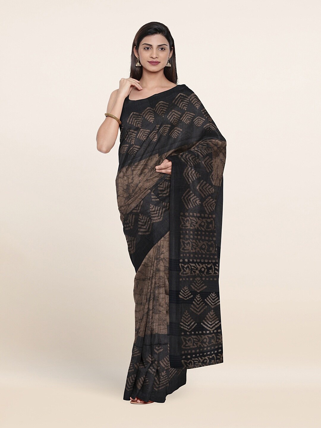 

Pothys Grey & Taupe Batik Jute Cotton Saree