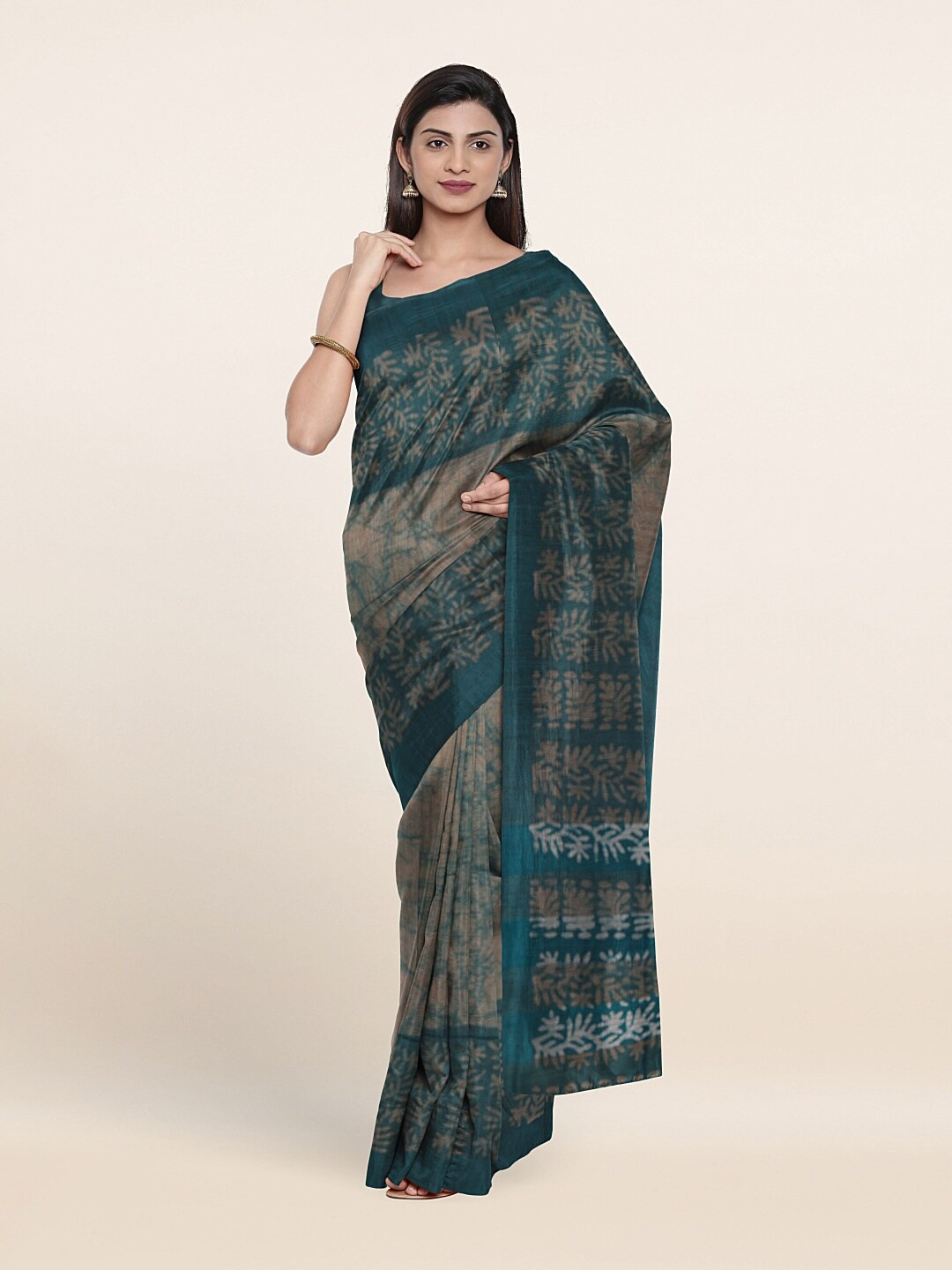 

Pothys Green & Cream-Coloured Jute Cotton Saree
