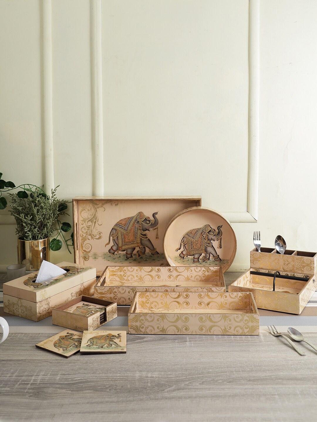 

eyda Gold-Coloured Printed MDF Cutlery and Tissue Holder
