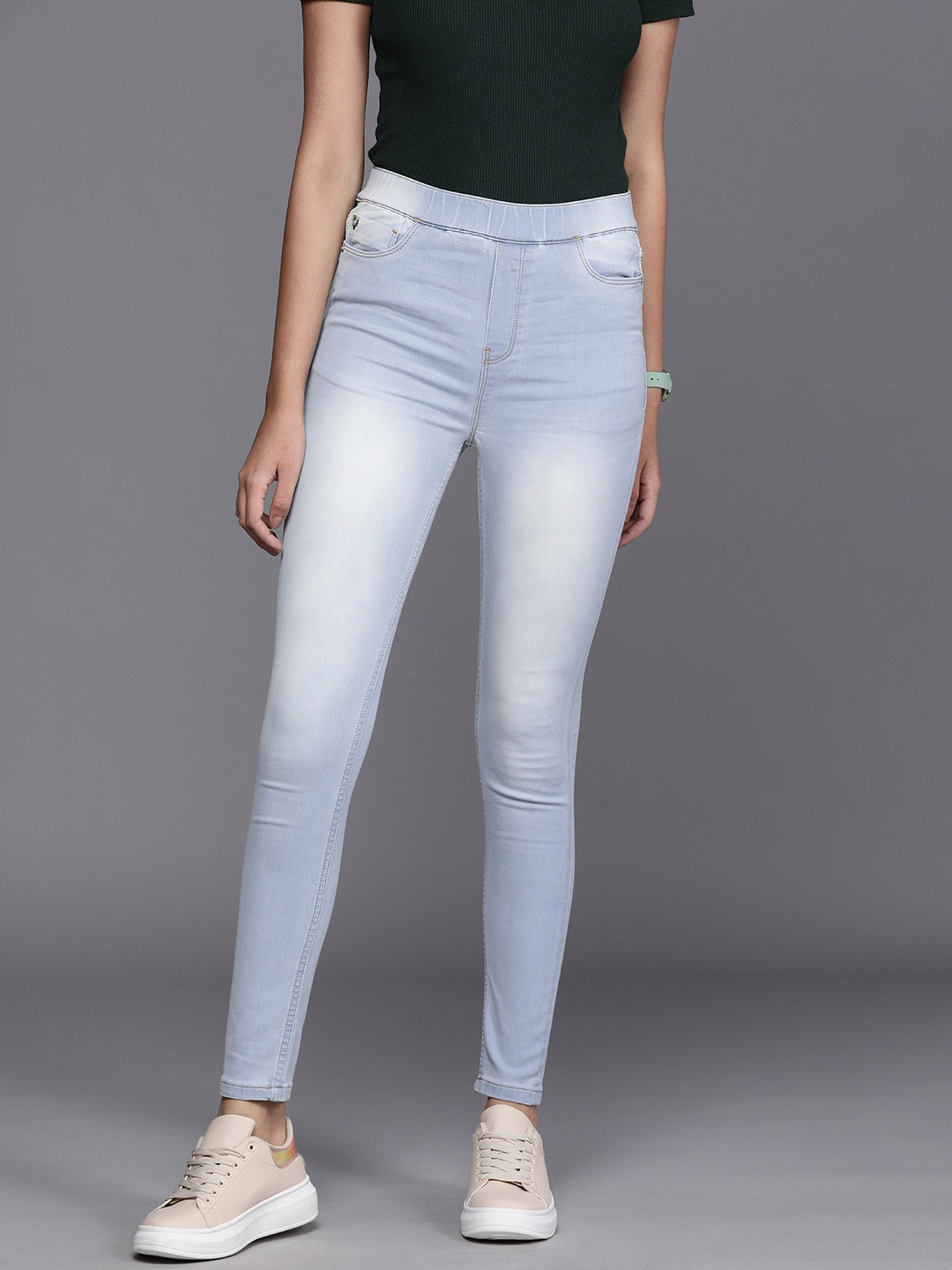 

Allen Solly Woman Blue Jane Super Skinny Fit Light Faded High-Rise Jeggings