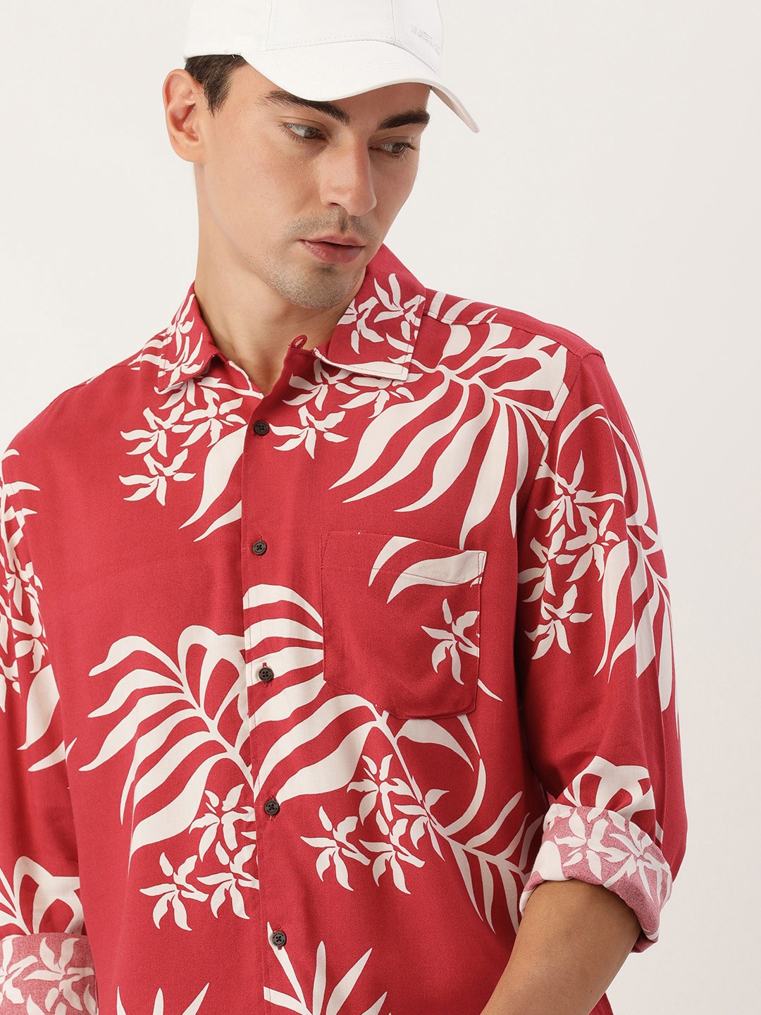 

Bene Kleed Men Red Standard Slim Fit Floral Printed Casual Shirt