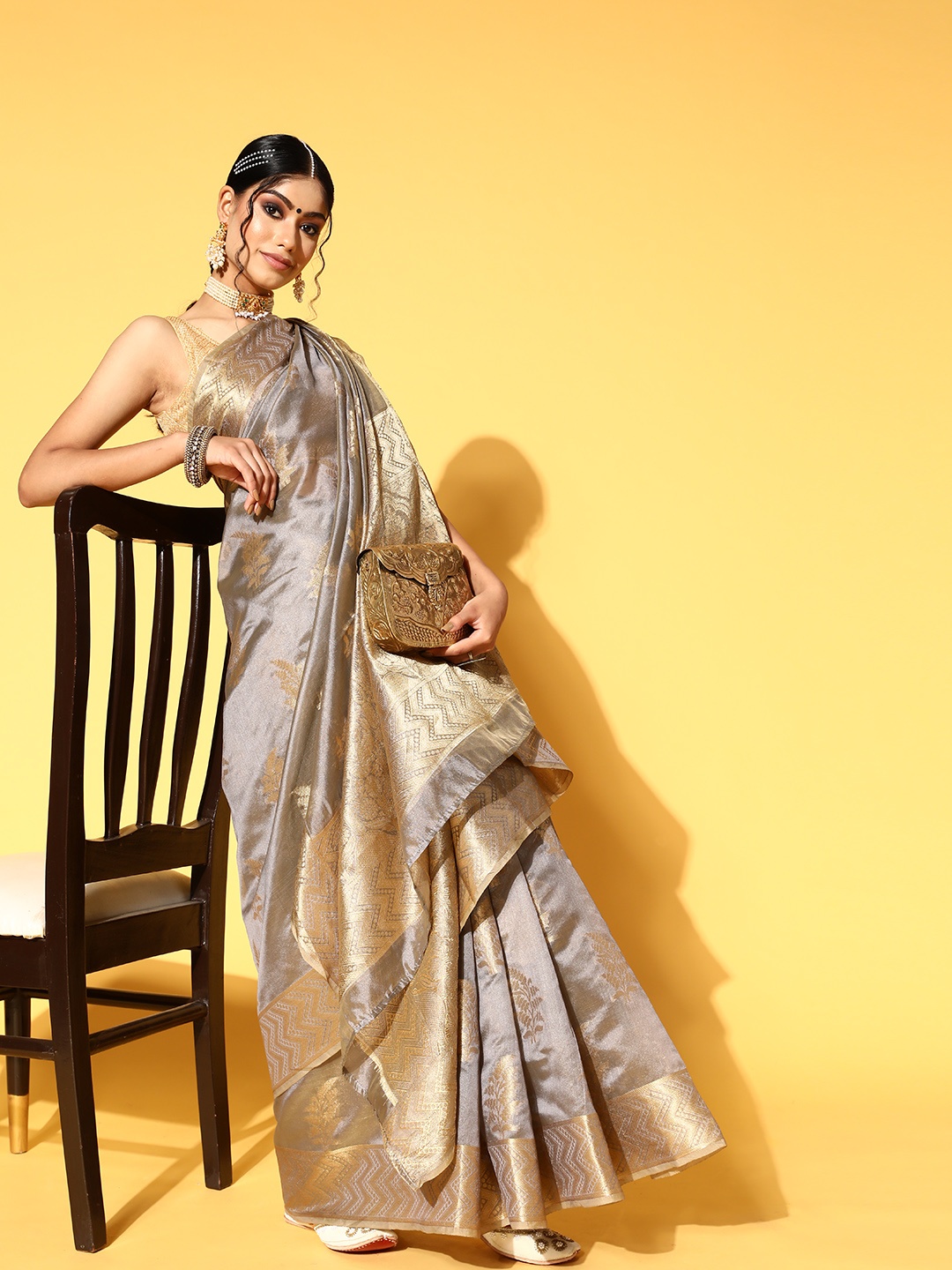 

Chhabra 555 Ethnic Motifs Silk Cotton Saree with Zari border, Grey