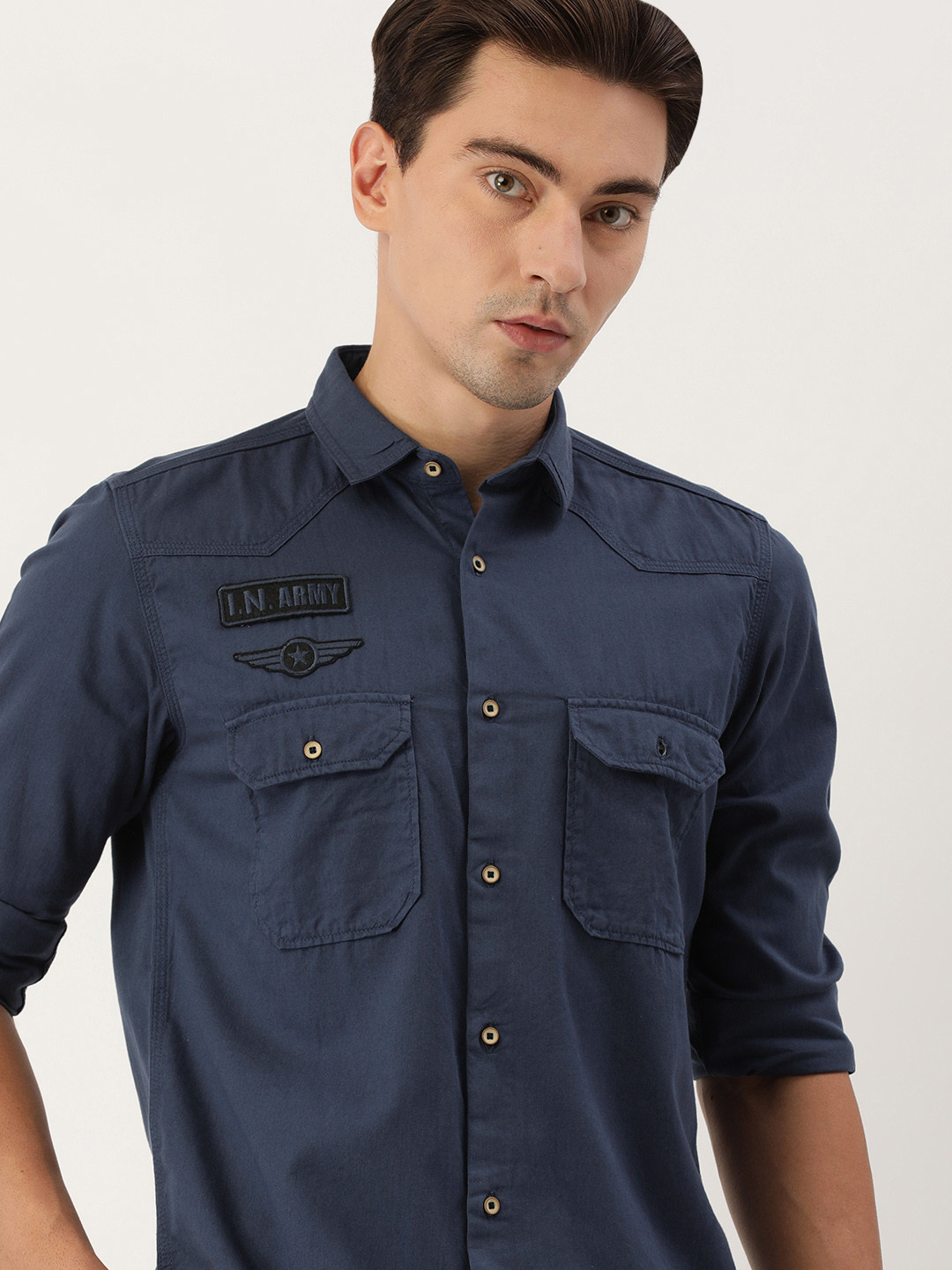 

IVOC Men Navy Blue Pure Cotton Solid Standard Slim Fit Casual Shirt