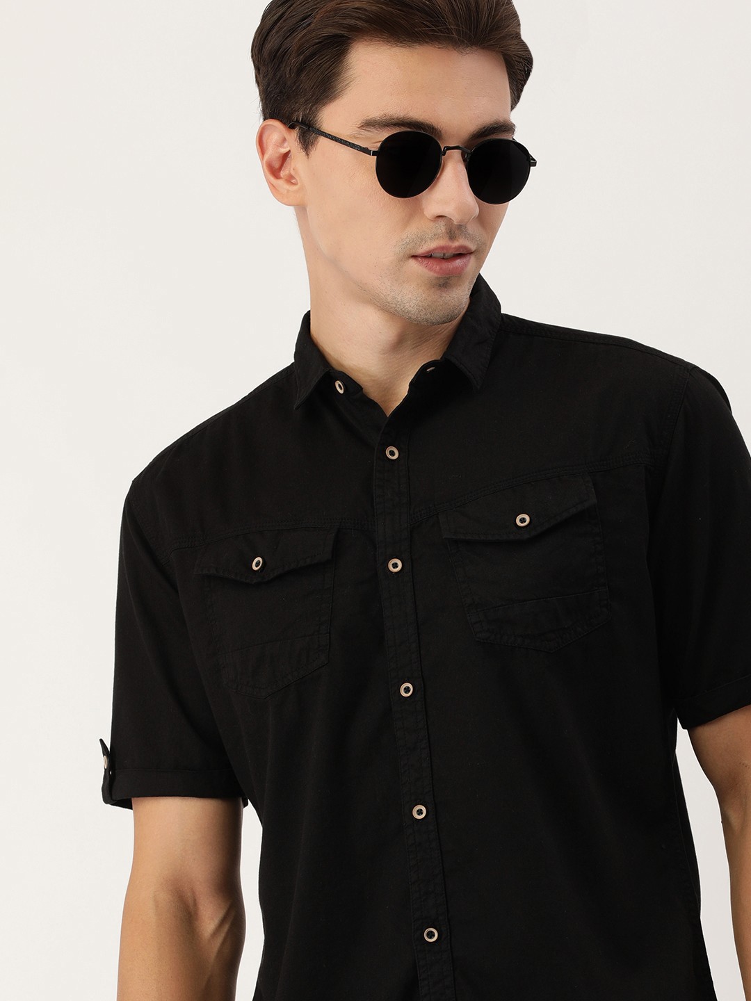 

IVOC Men Black Pure Cotton Solid Standard Slim Fit Casual Shirt
