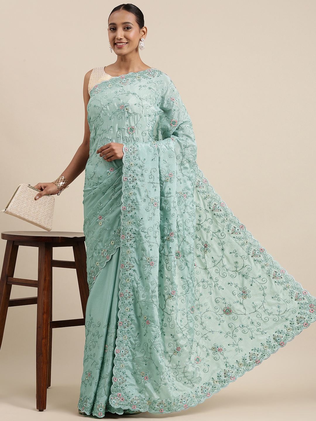 

Pothys Blue Floral Embroidered Pure Georgette Saree