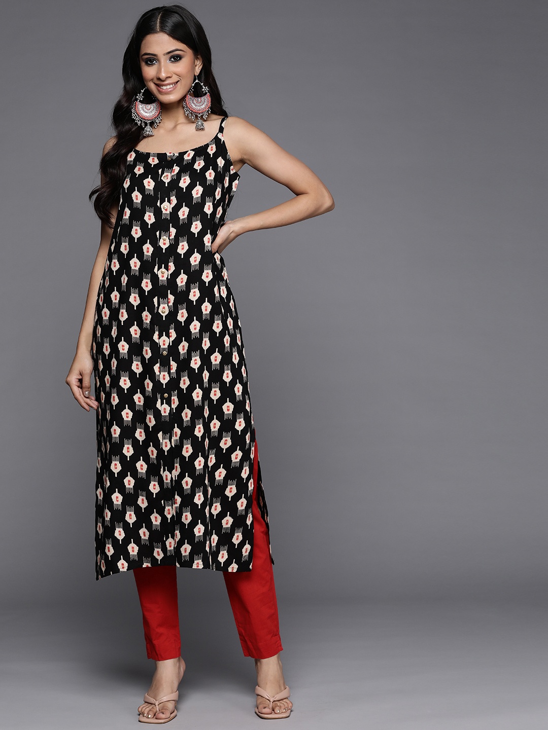 

KSUT Women Black & Beige Printed Kurta