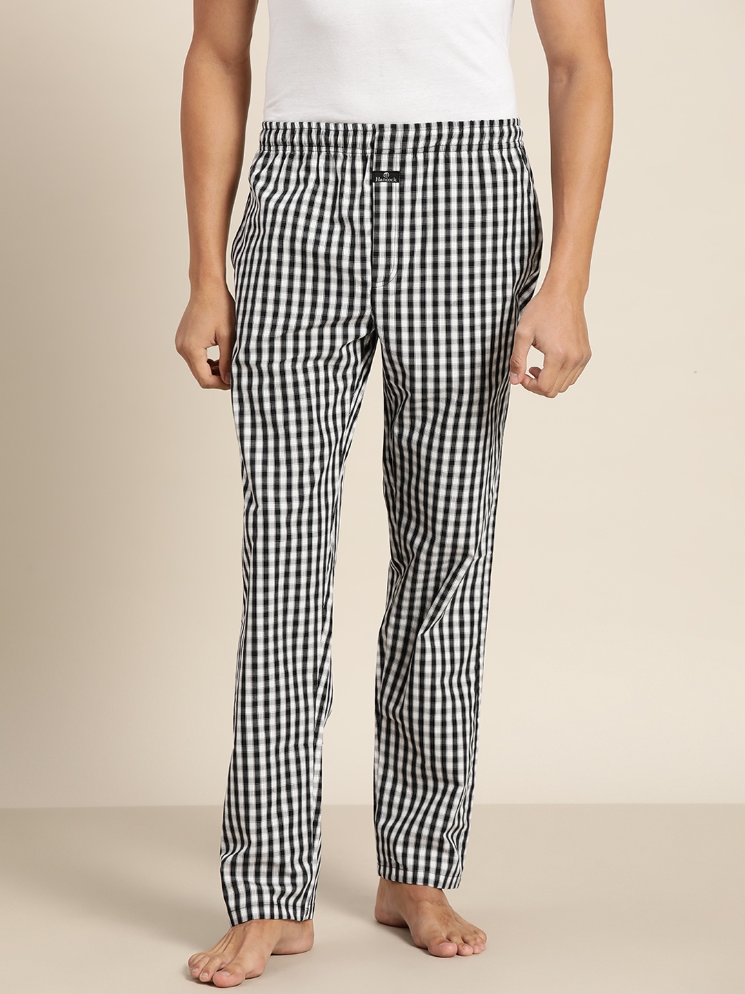 

Hancock Men White & Black Checked Lounge Pants