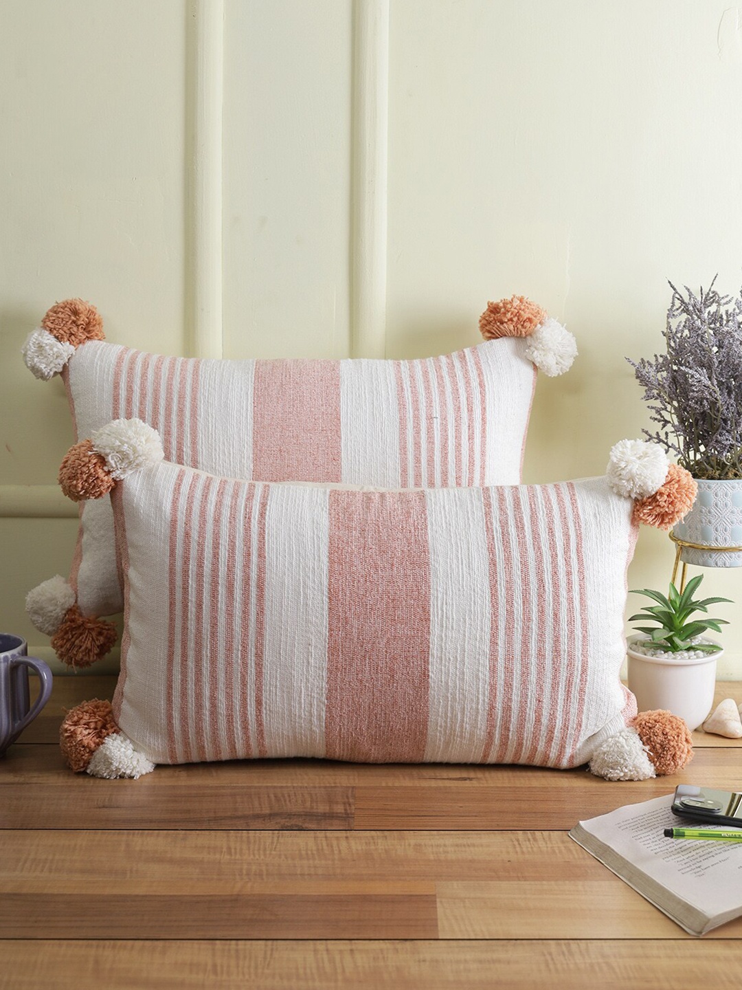 

eyda White & Pink Set of 2 Striped Rectangle Cushion Covers