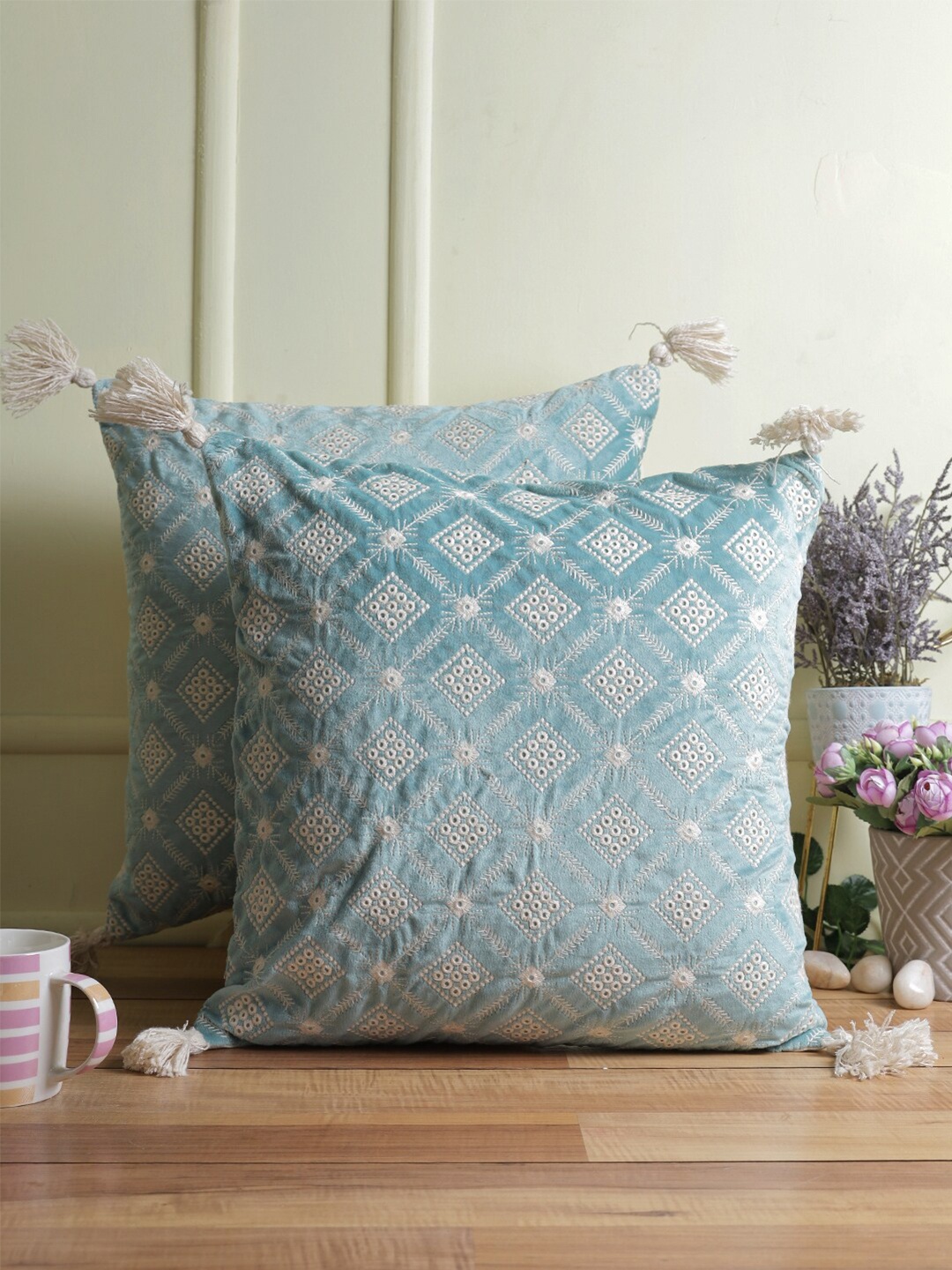 

eyda Set of 2 Turquoise Blue Embroidered Velvet Square Cushion Covers