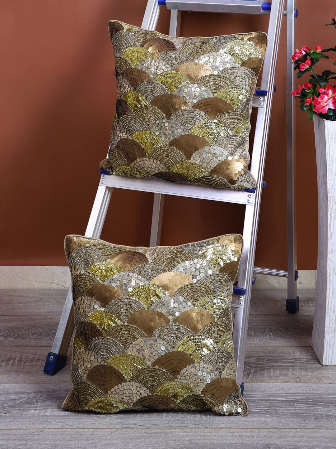 

eyda Set Of 2 Gold-Toned Embellished Square Cushion Covers