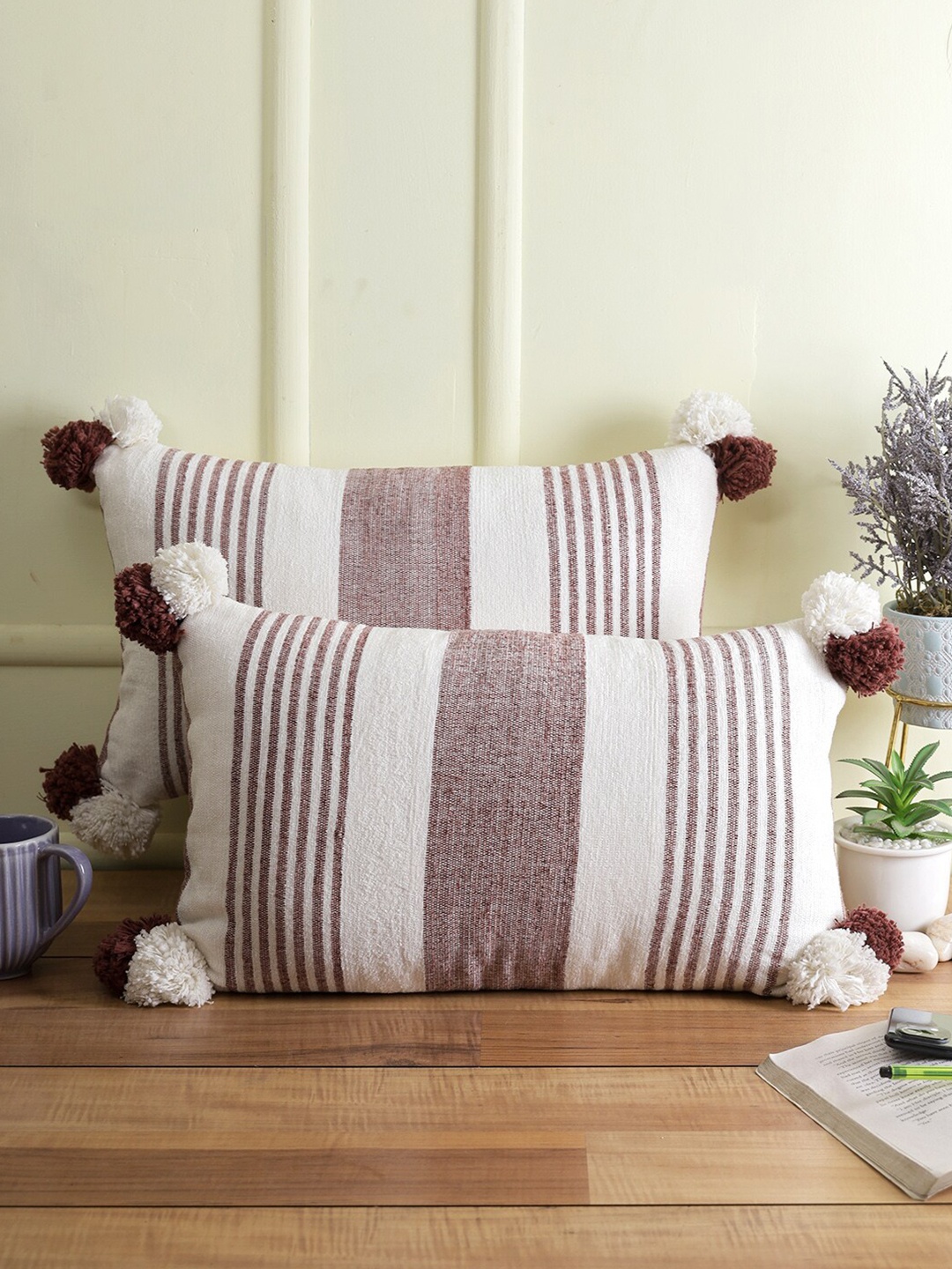 eyda White & Brown Set of 2 Striped Rectangle Cushion Covers