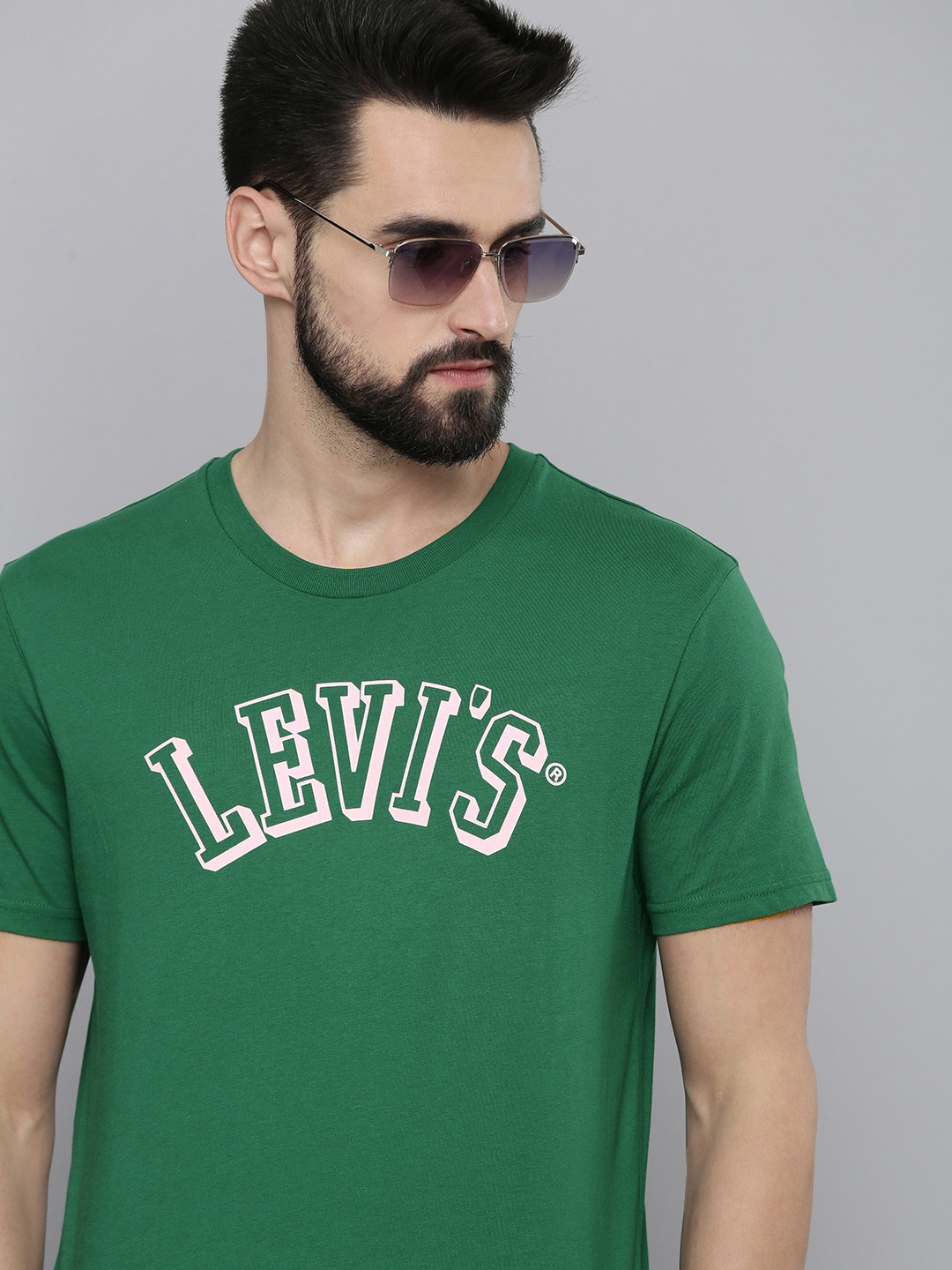 

Levis Men Green Brand Logo Printed Pure Cotton T-shirt