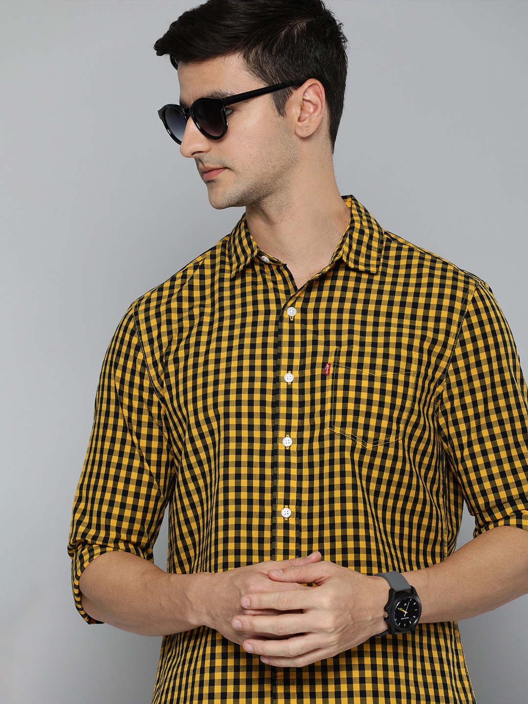 

Levis Men Yellow & Black Slim Fit Checked Pure Cotton Casual Shirt