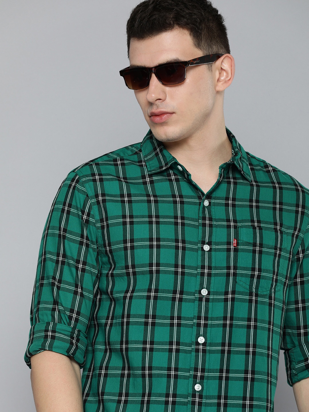

Levis Men Sea Green Slim Fit Checked Casual Shirt