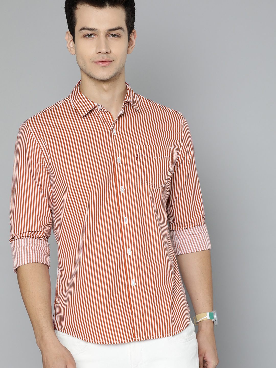 

Levis Men Red & White Slim Fit Striped Pure Cotton Casual Shirt