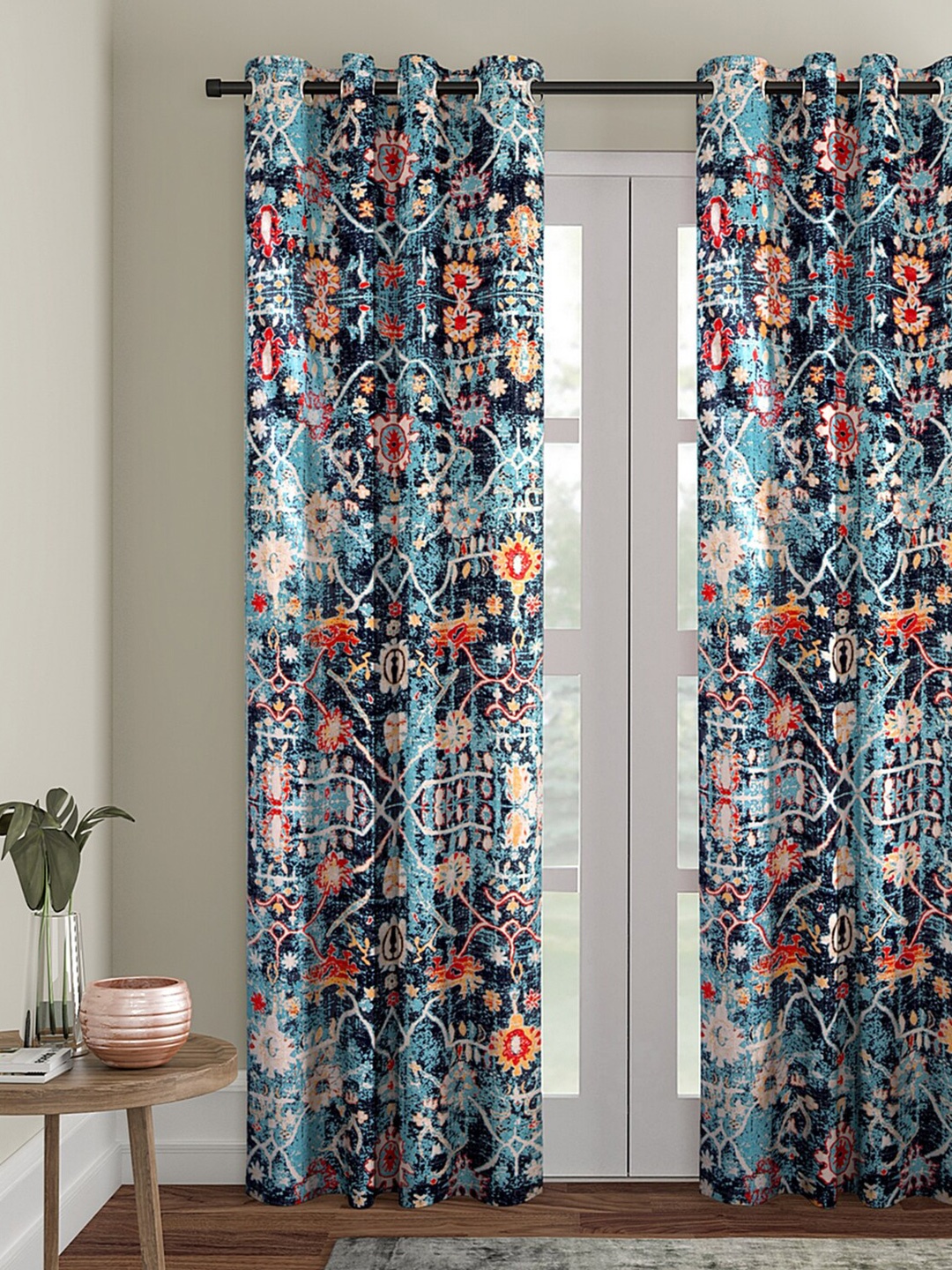 

eyda Blue & Red Floral Door Curtain