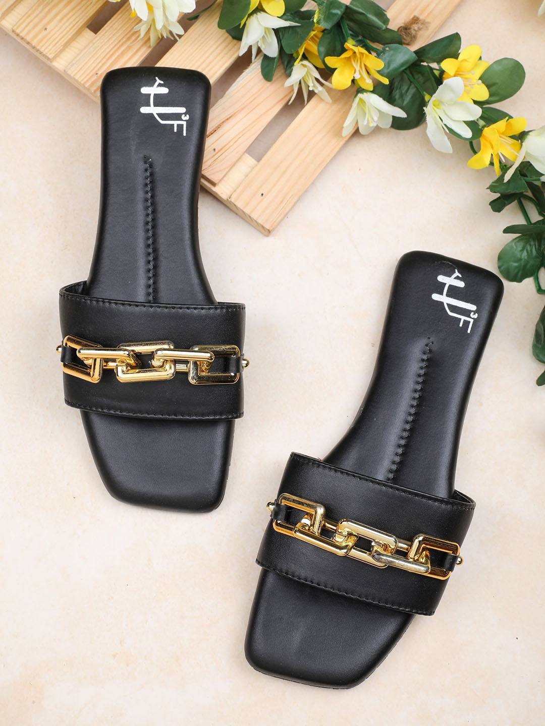 

H3F Women Black & Gold-Toned Chain Design Open Toe Flats