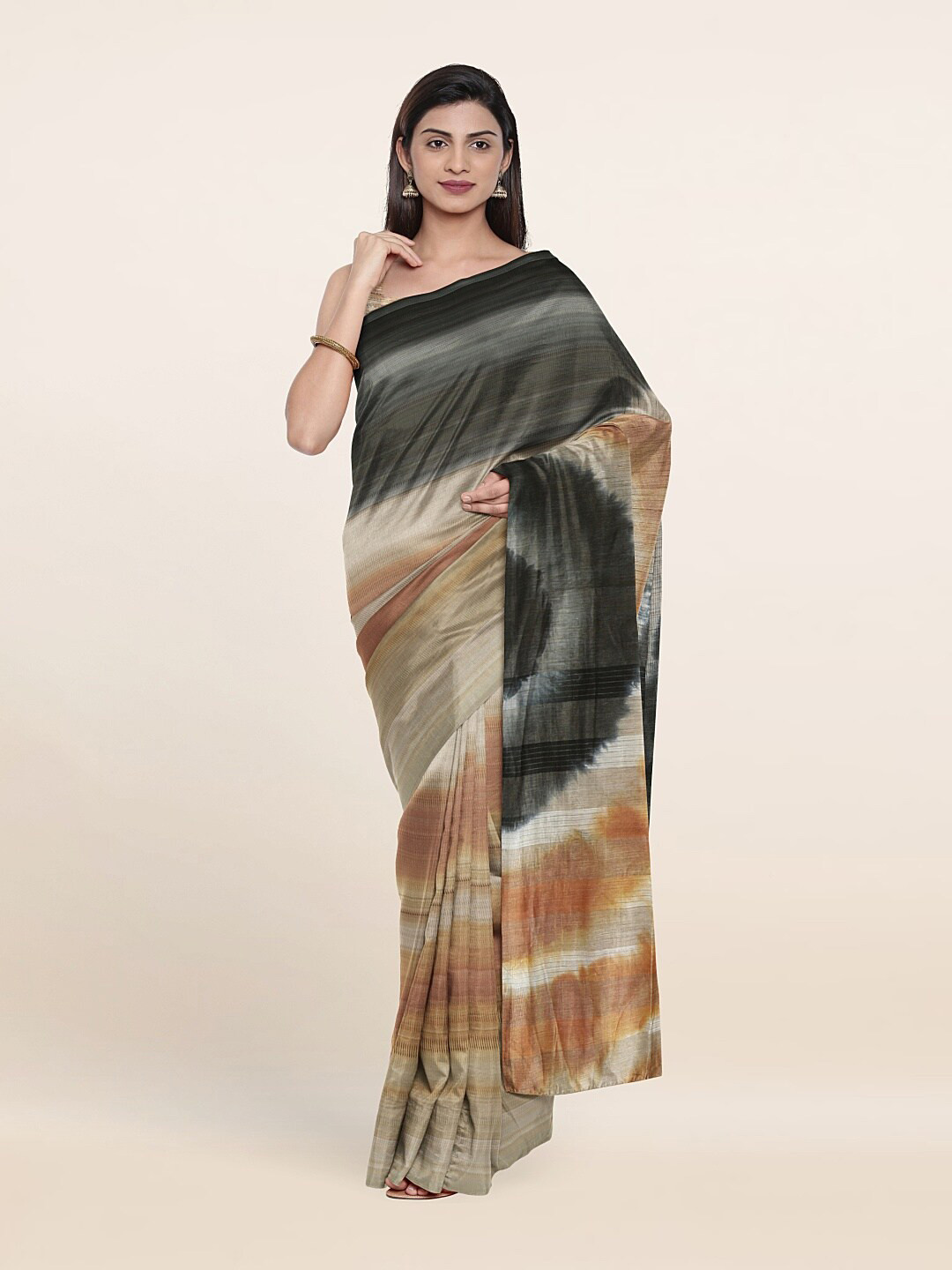 

Pothys Beige & Black Tie and Dye Jute Cotton Saree