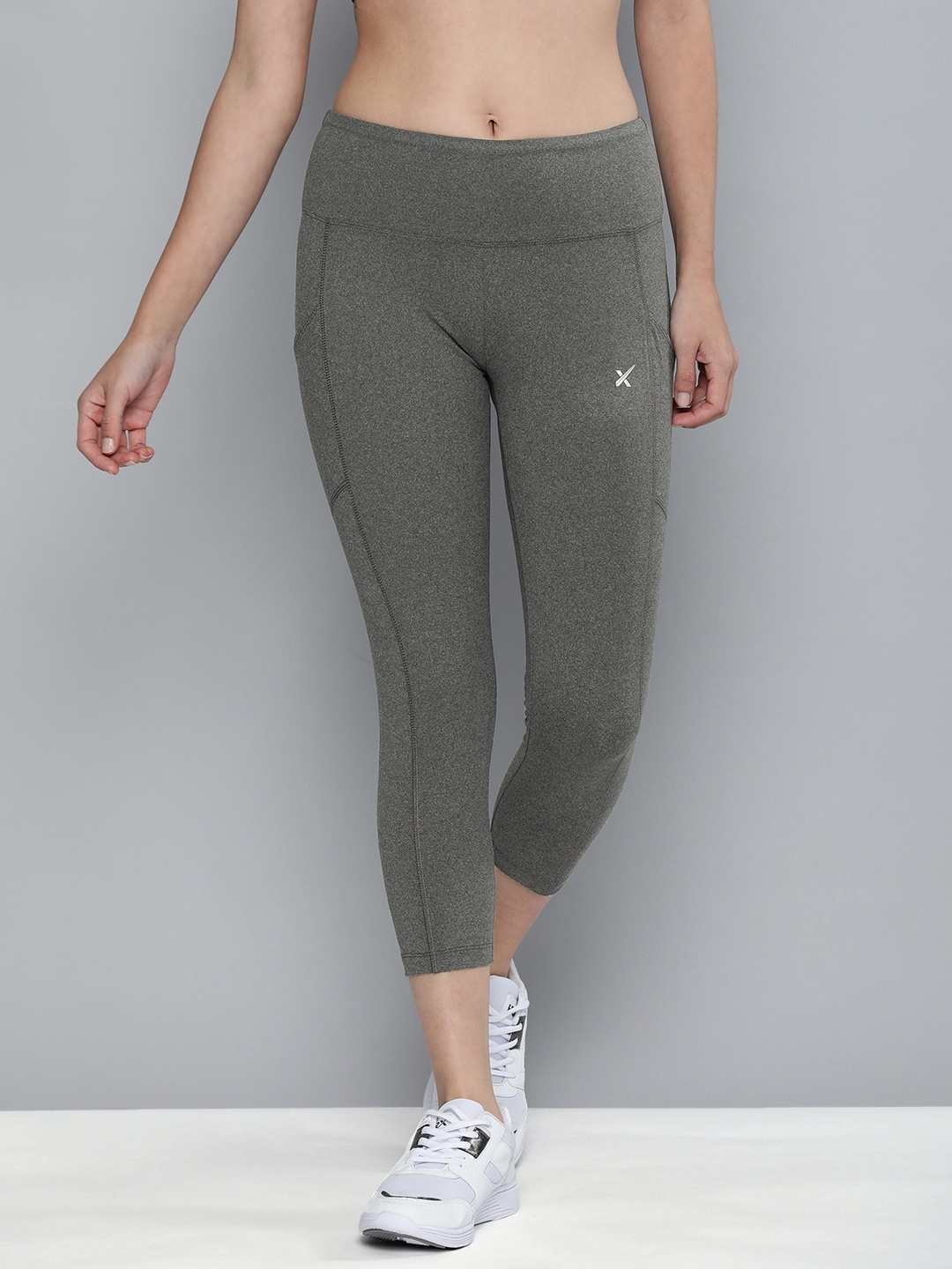 

HRX By Hrithik Roshan Women Charcoal Grey Yoga Rapid-Dry Tights