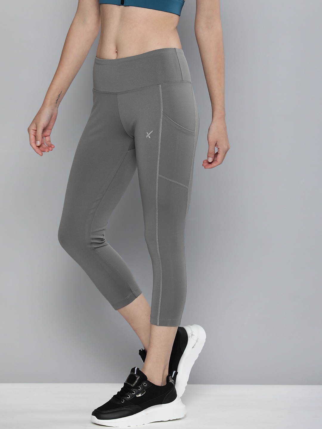 

HRX By Hrithik Roshan Women Yoga Grey Rapid-Dry Tights
