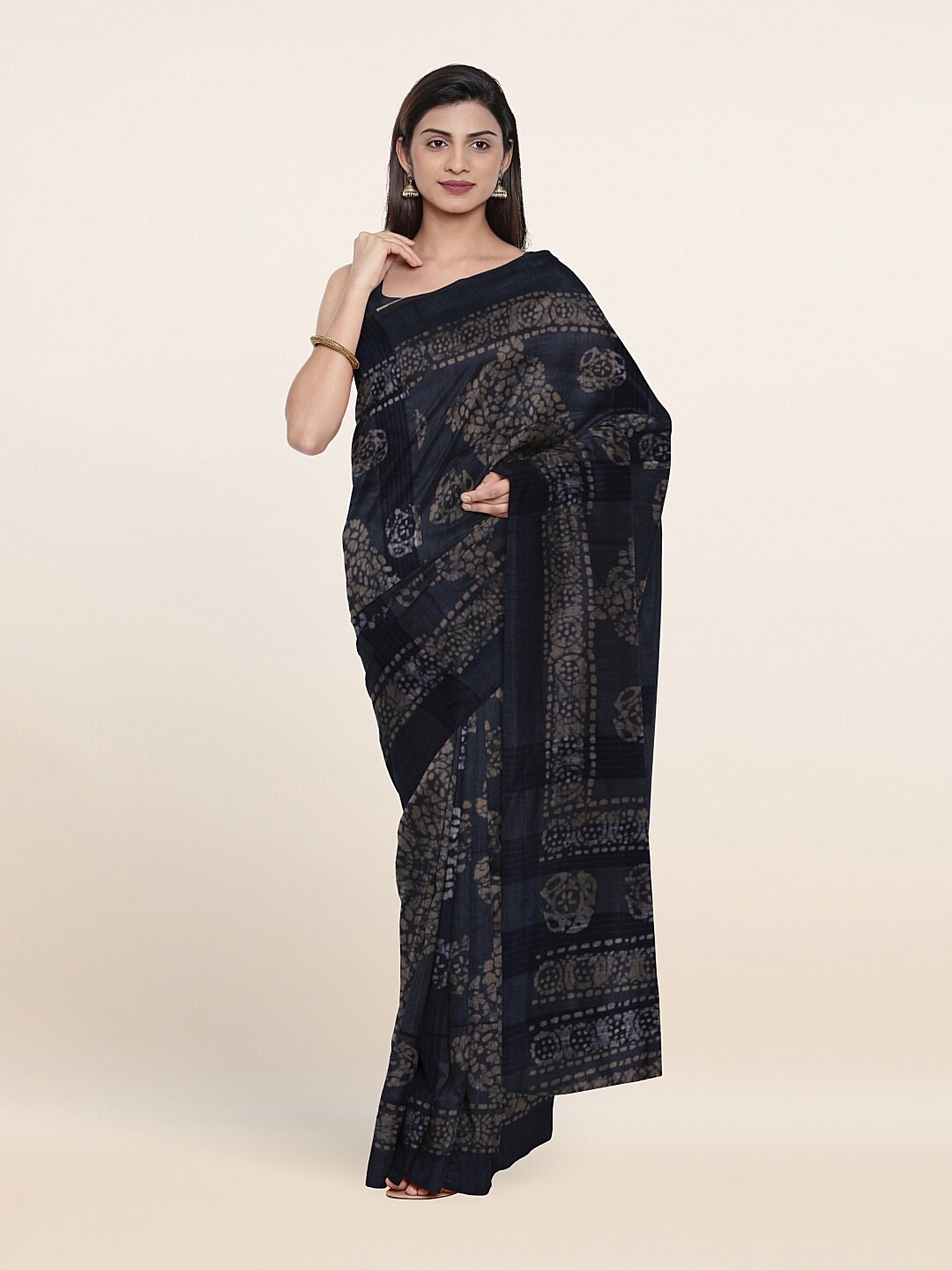 

Pothys Blue & Silver-Toned Batik Jute Cotton Saree