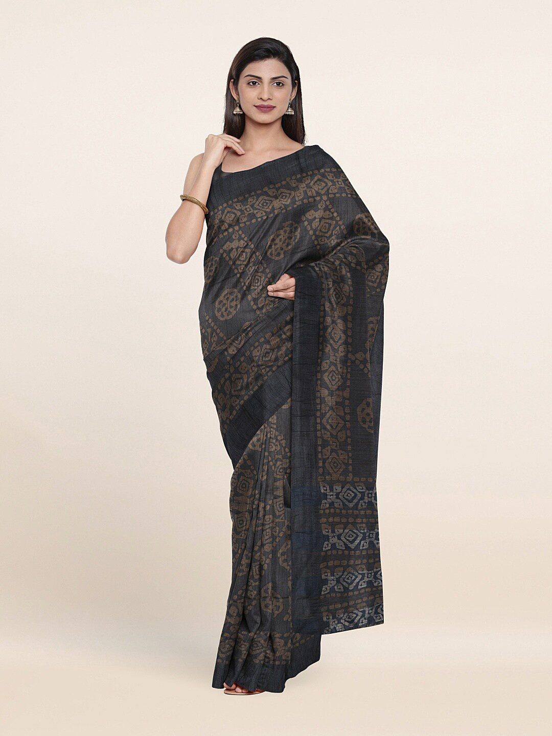

Pothys Grey & Black Batik Printed Jute Cotton Saree