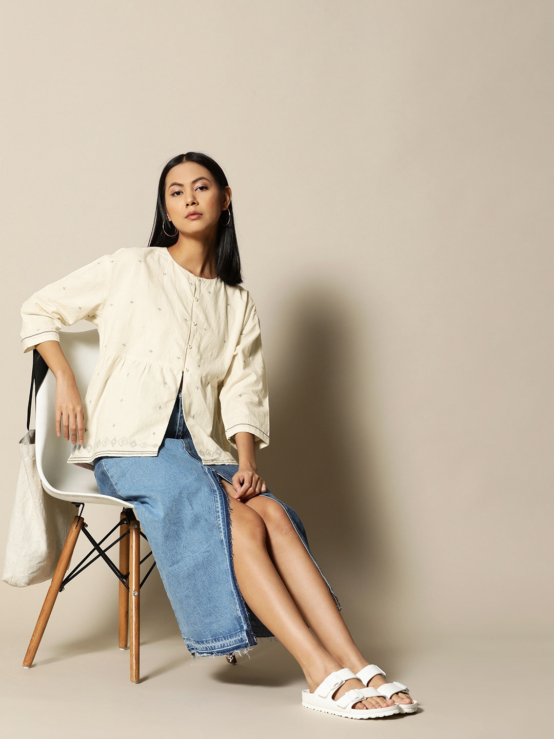 

BOWER Off White & Blue Pure Cotton Dobby Weave A-Line Top