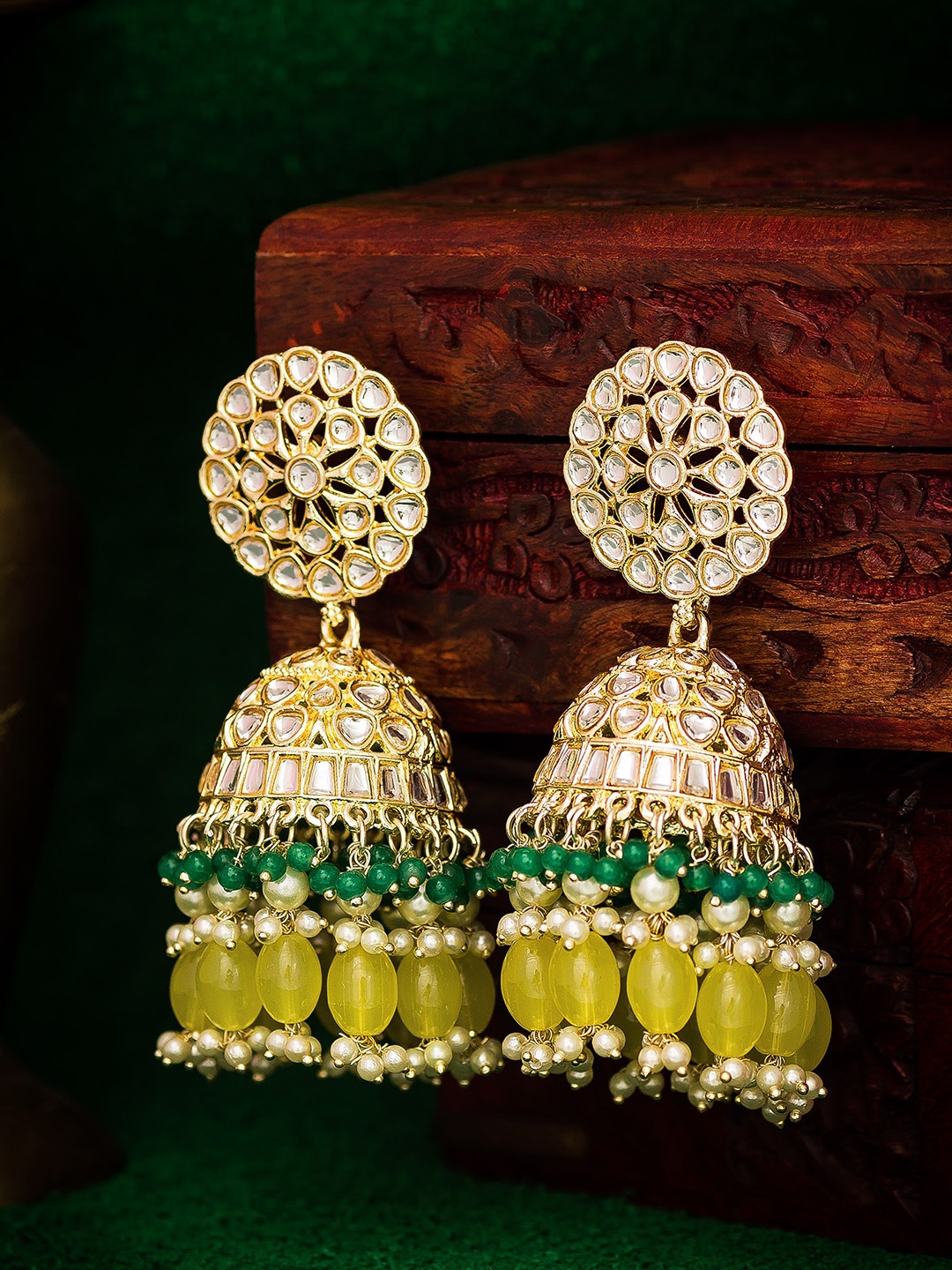 aadita Gold-Toned & Green Kundan Studded Jhumkas Earrings