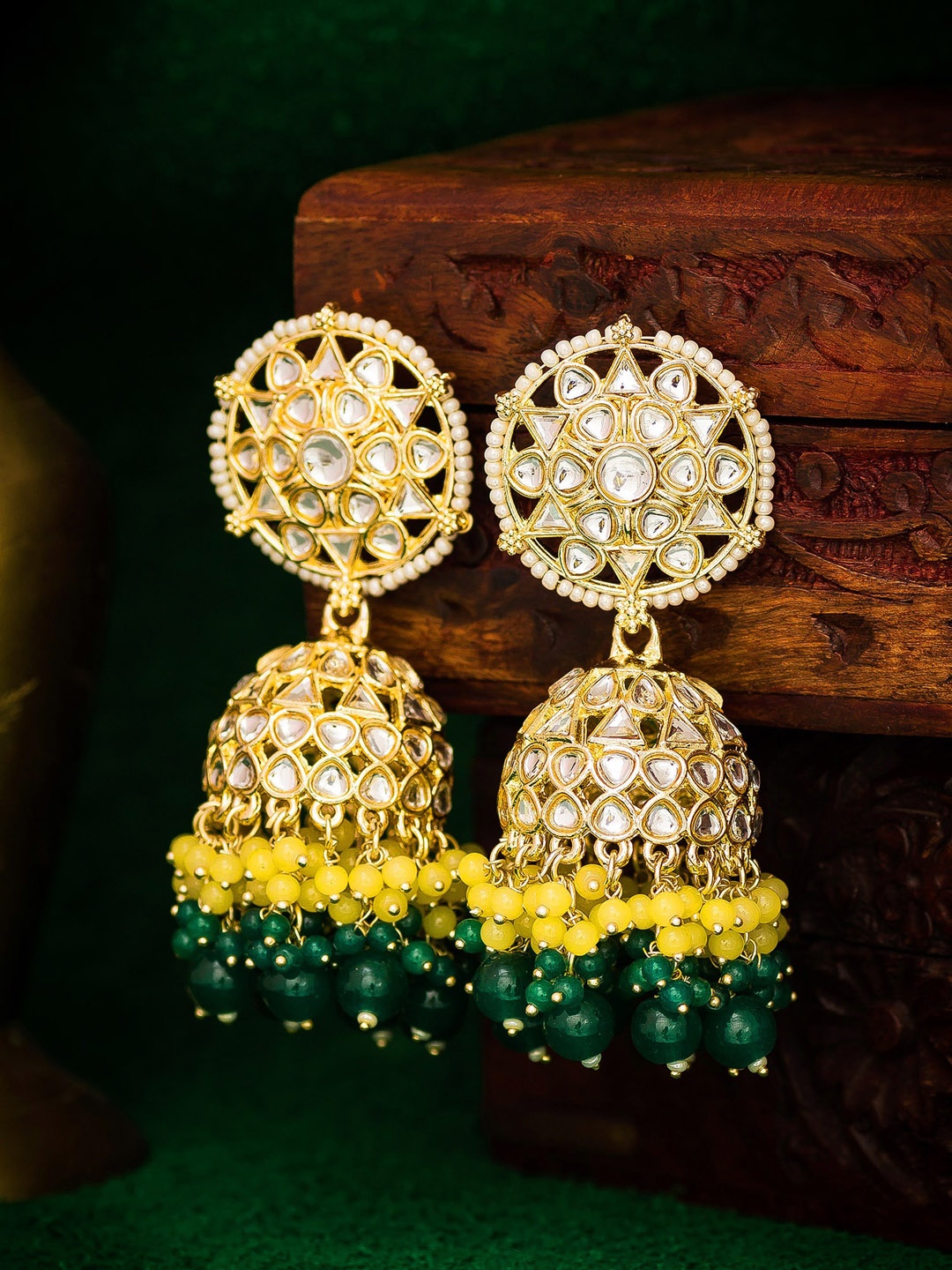 

aadita Gold-Toned & Green Kundan Studded Jhumkas Earrings