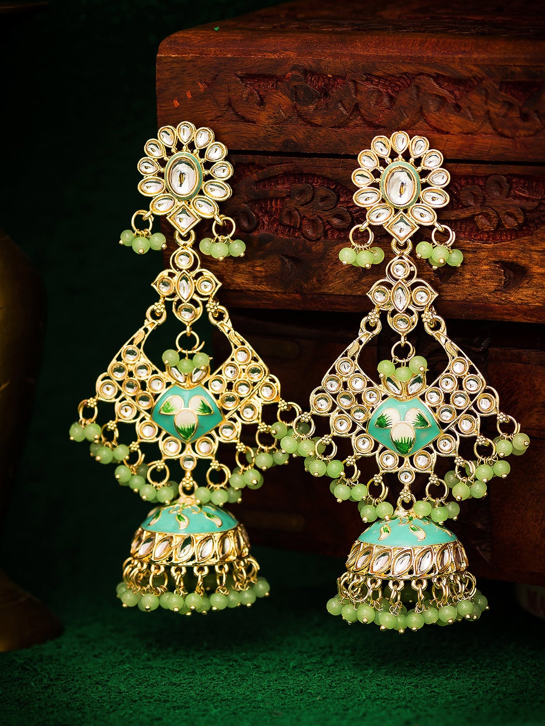

aadita Gold-Toned & Green Kundan Studded Jhumkas Earrings