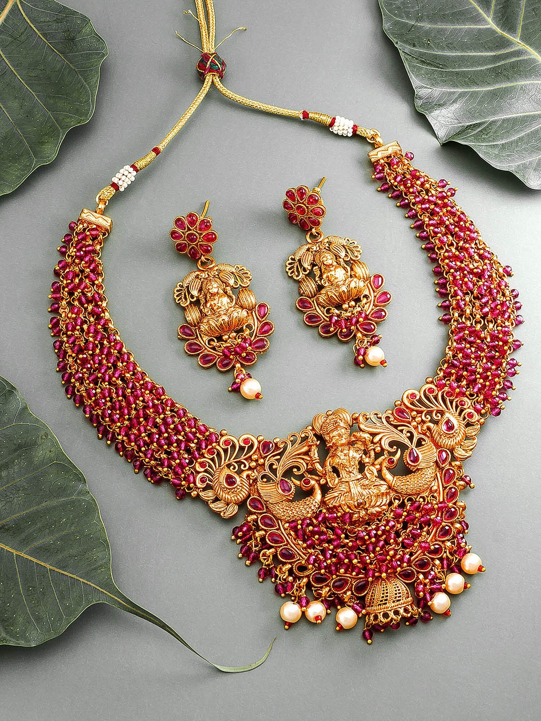 

aadita Gold Plated & Pink Kundan Studded Bridal Jewellery Set