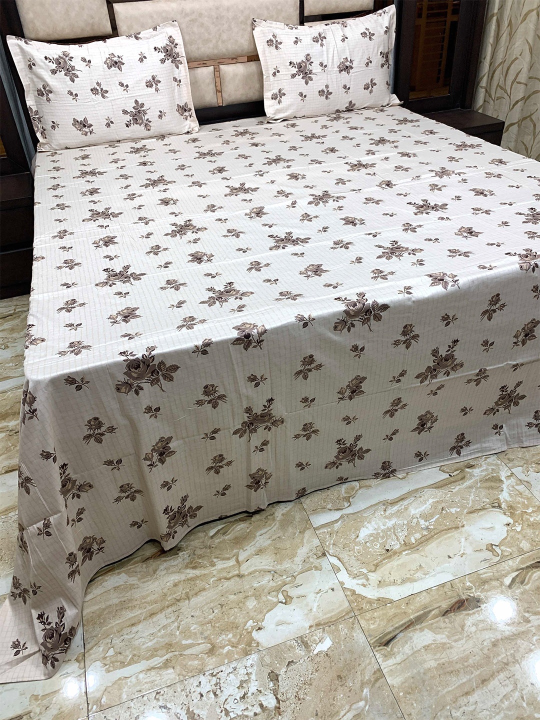 

Pure Decor White & Grey Floral 500 TC Cotton King Bedsheet with 2 Pillow Covers