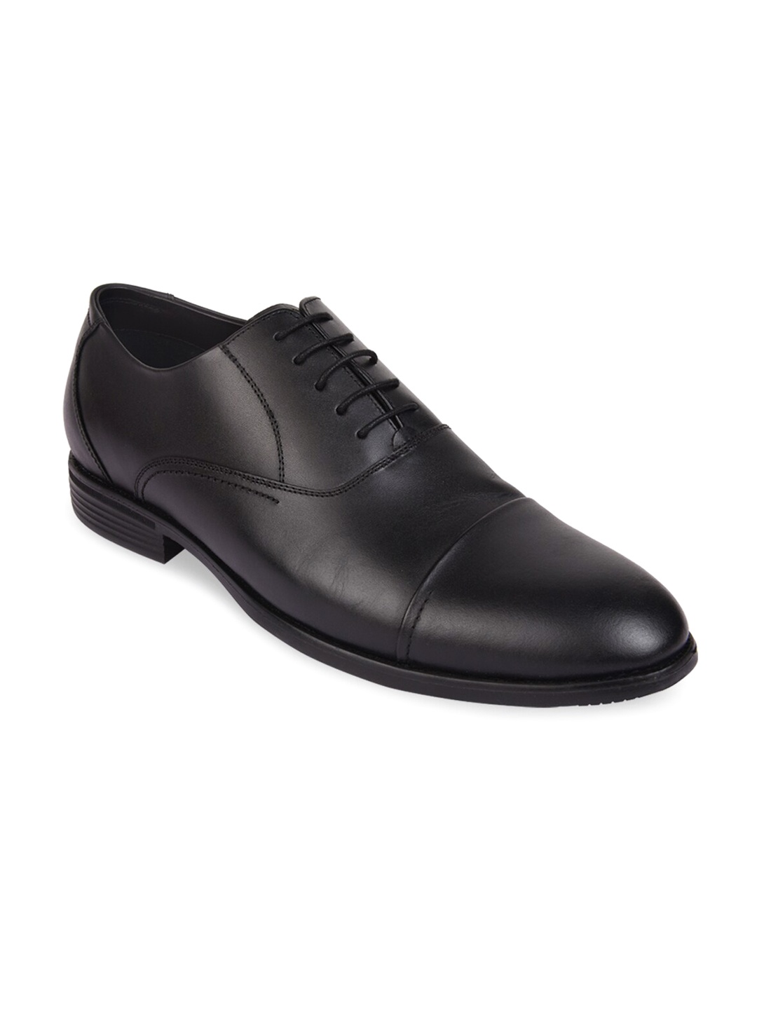 

Regal Men Black Textured Leather Formal Derbys