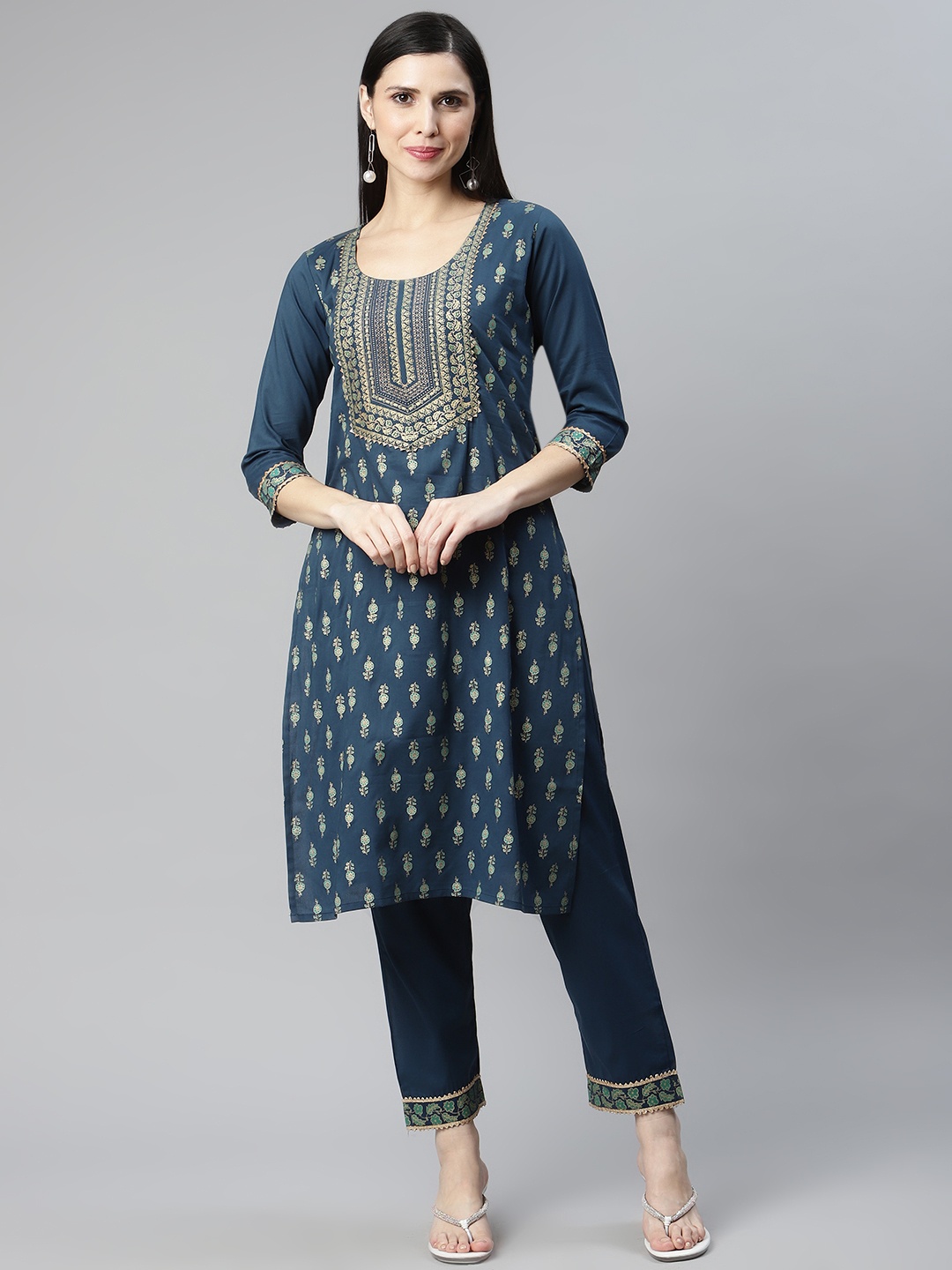 

SILVER STOCK Blue Floral Printed Pure Cotton Kurta with Palazzos