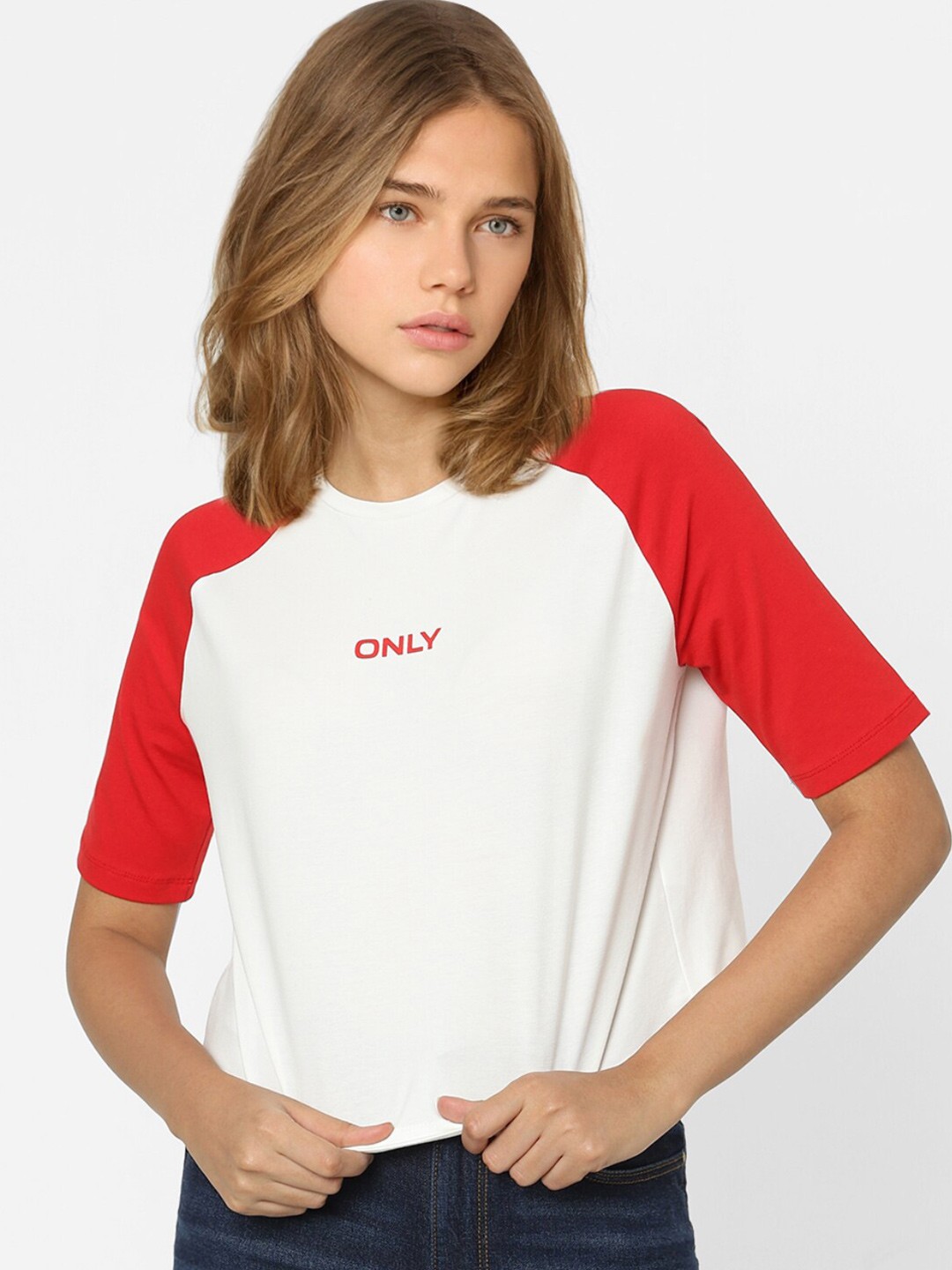 

ONLY Women White & Red Colourblocked T-shirt