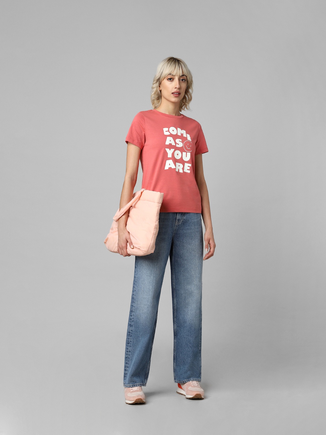 

ONLY Women Pink Typography Printed T-shirt