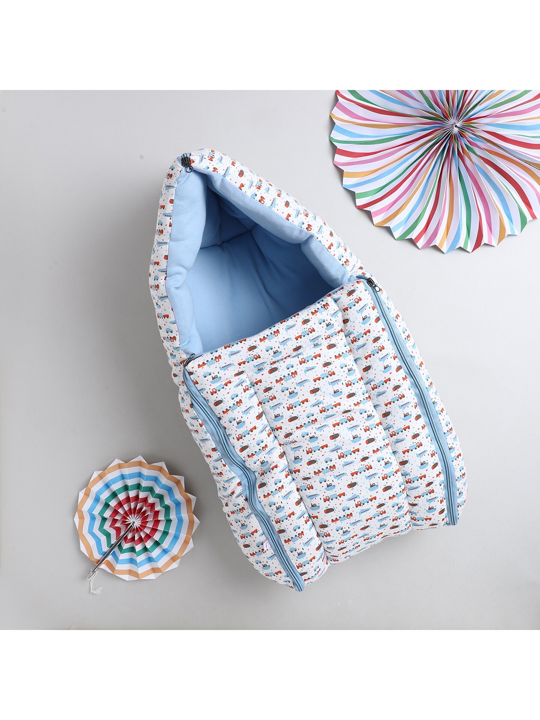 

BUMZEE Infant Boys White & Blue Printed Sleeping Bag