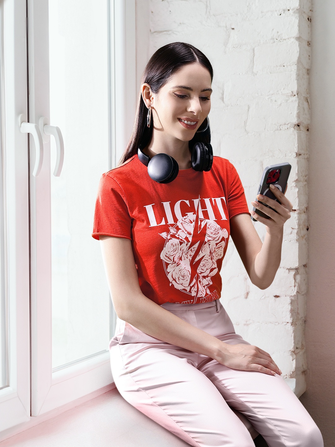

ONLY Women Red & White Typography Printed T-shirt