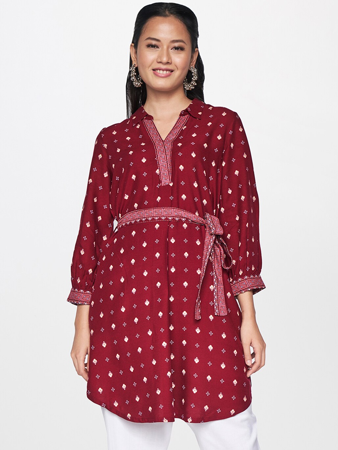 

Global Desi Maroon & White Viscose Rayon Mandarin Collar Printed Tunic