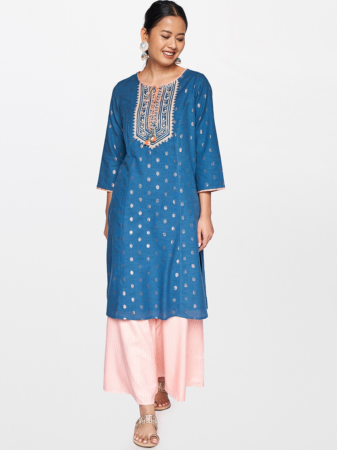 

Global Desi Women Teal & Multicoloured Ethnic Motifs Printed Thread Work Kurta